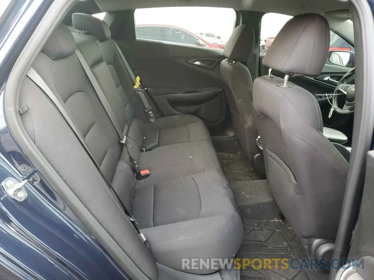 10 Photograph of a damaged car 1G1ZD5ST7NF183720 CHEVROLET MALIBU 2022
