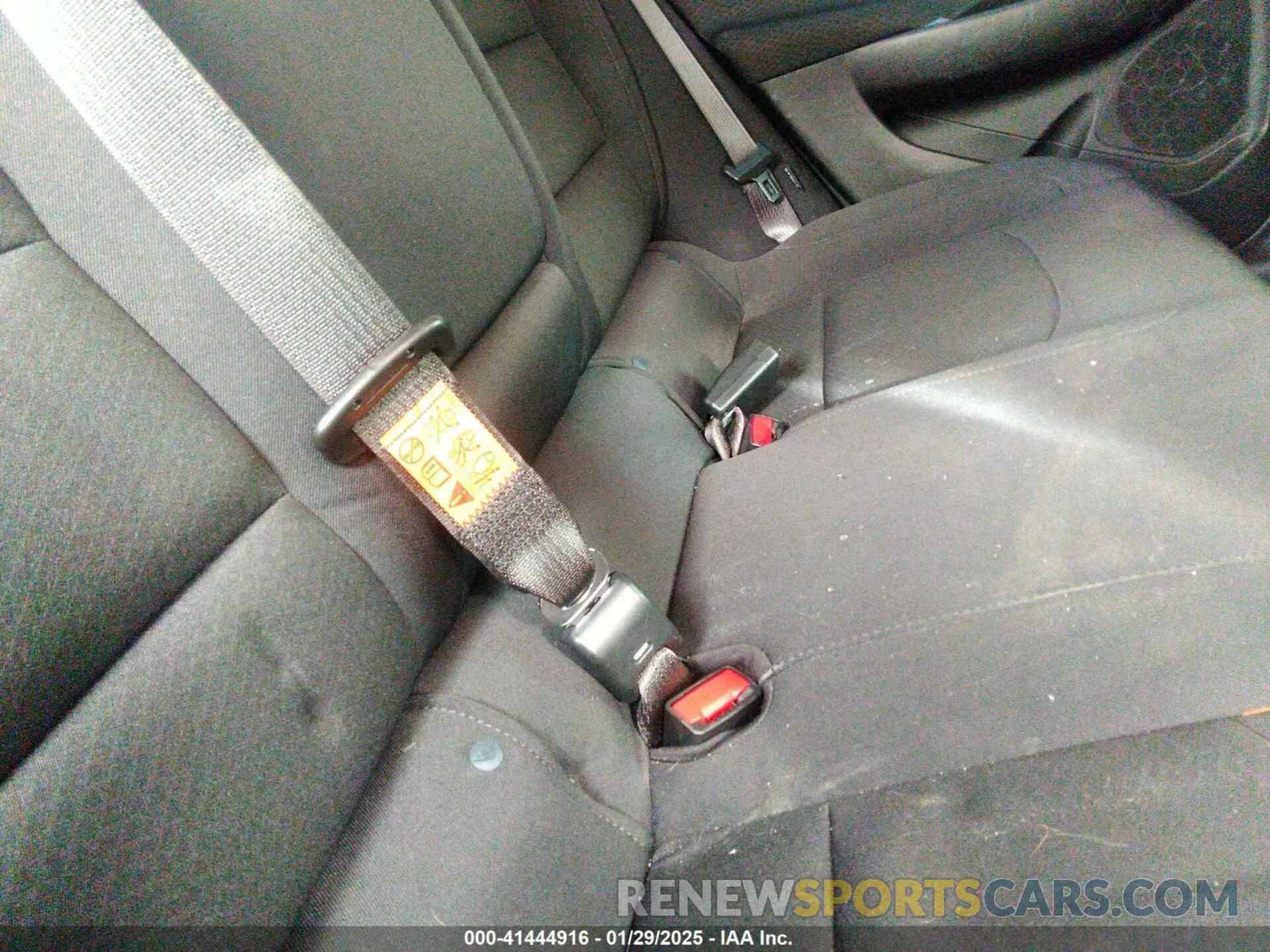 8 Photograph of a damaged car 1G1ZD5ST7NF201536 CHEVROLET MALIBU 2022