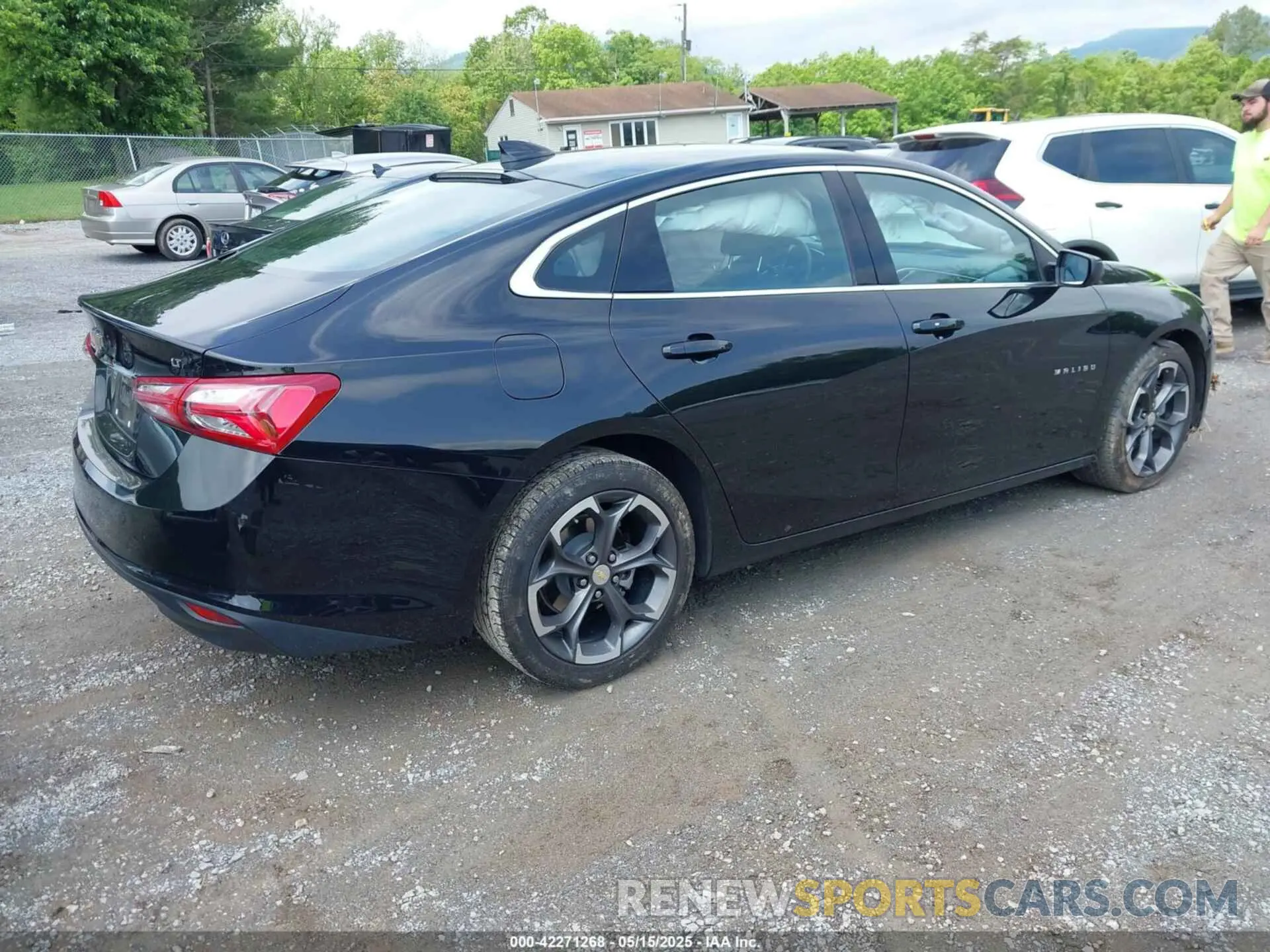 4 Photograph of a damaged car 1G1ZD5ST7NF202962 CHEVROLET MALIBU 2022
