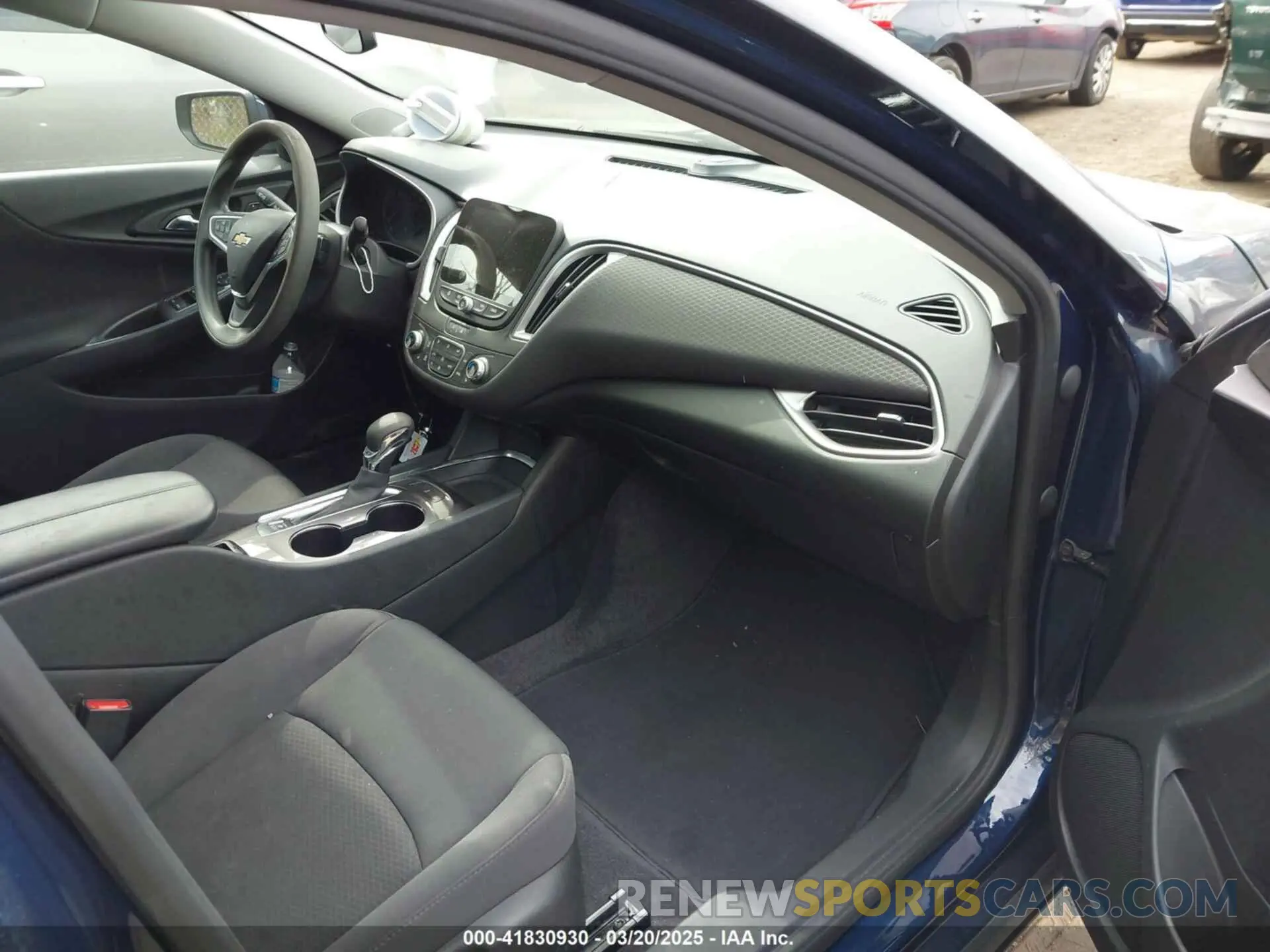 5 Photograph of a damaged car 1G1ZD5ST8NF106984 CHEVROLET MALIBU 2022
