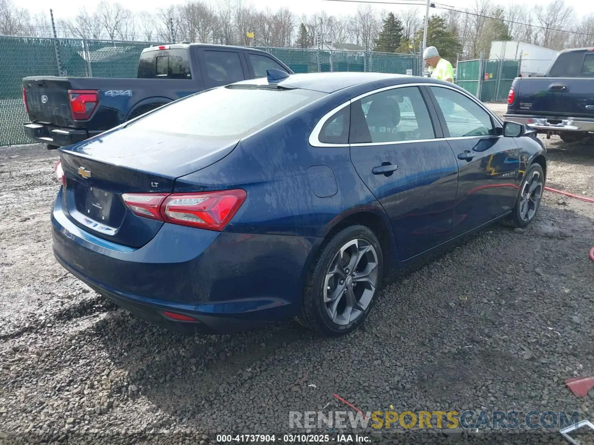 4 Photograph of a damaged car 1G1ZD5ST8NF124675 CHEVROLET MALIBU 2022