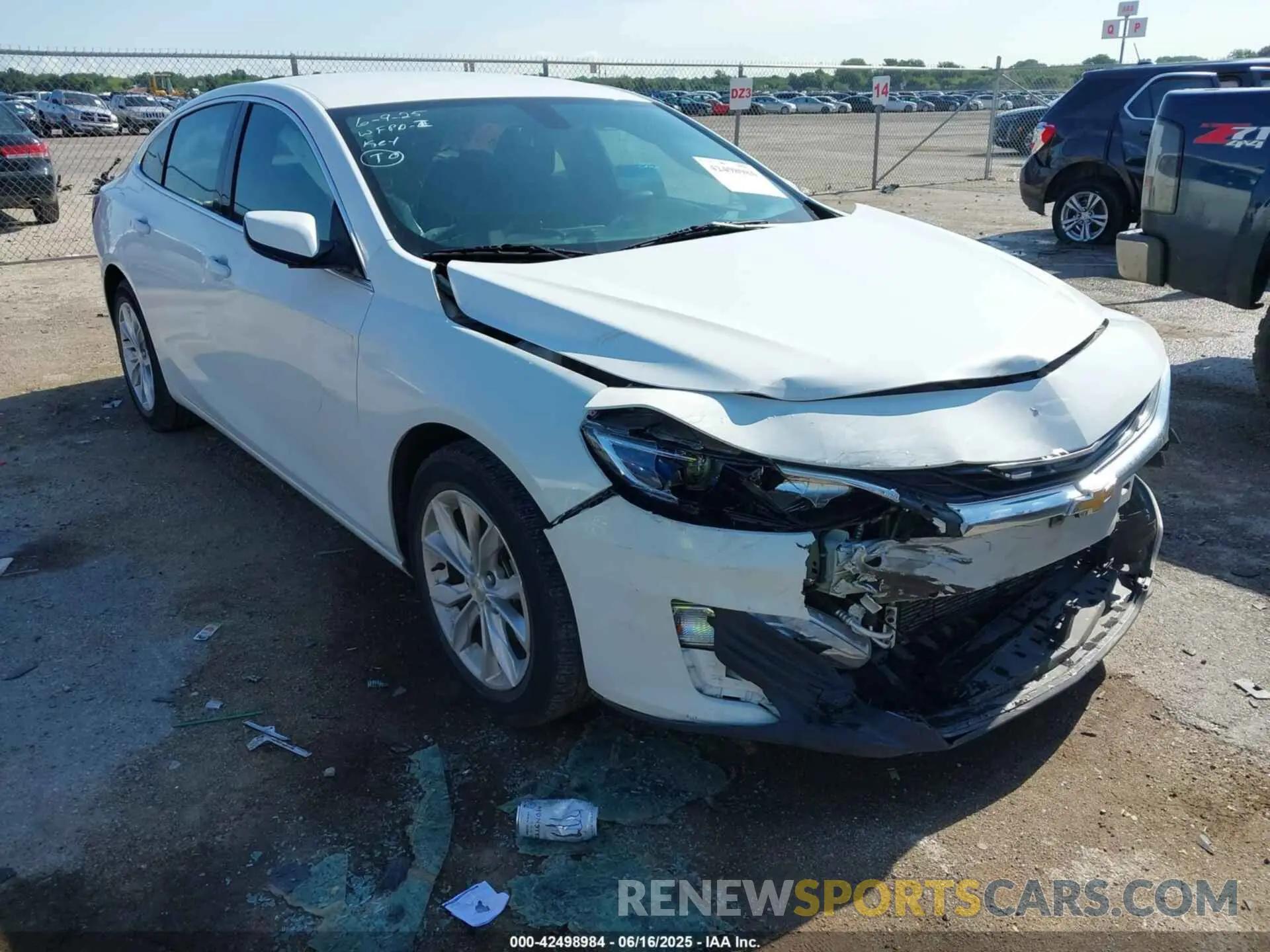 1 Photograph of a damaged car 1G1ZD5ST8NF133084 CHEVROLET MALIBU 2022
