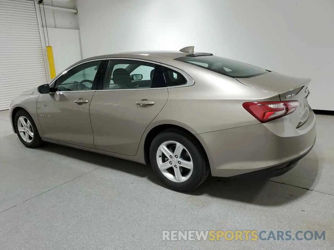 2 Photograph of a damaged car 1G1ZD5ST8NF134462 CHEVROLET MALIBU 2022