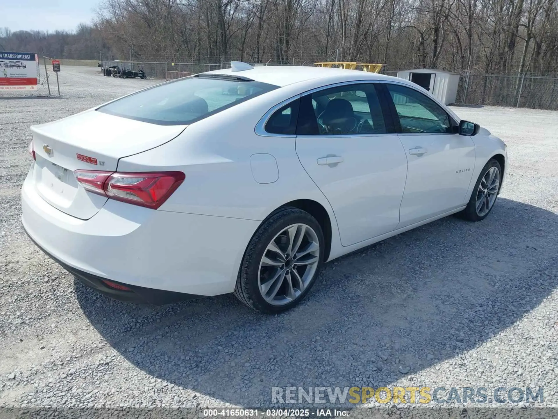 4 Photograph of a damaged car 1G1ZD5ST8NF136129 CHEVROLET MALIBU 2022