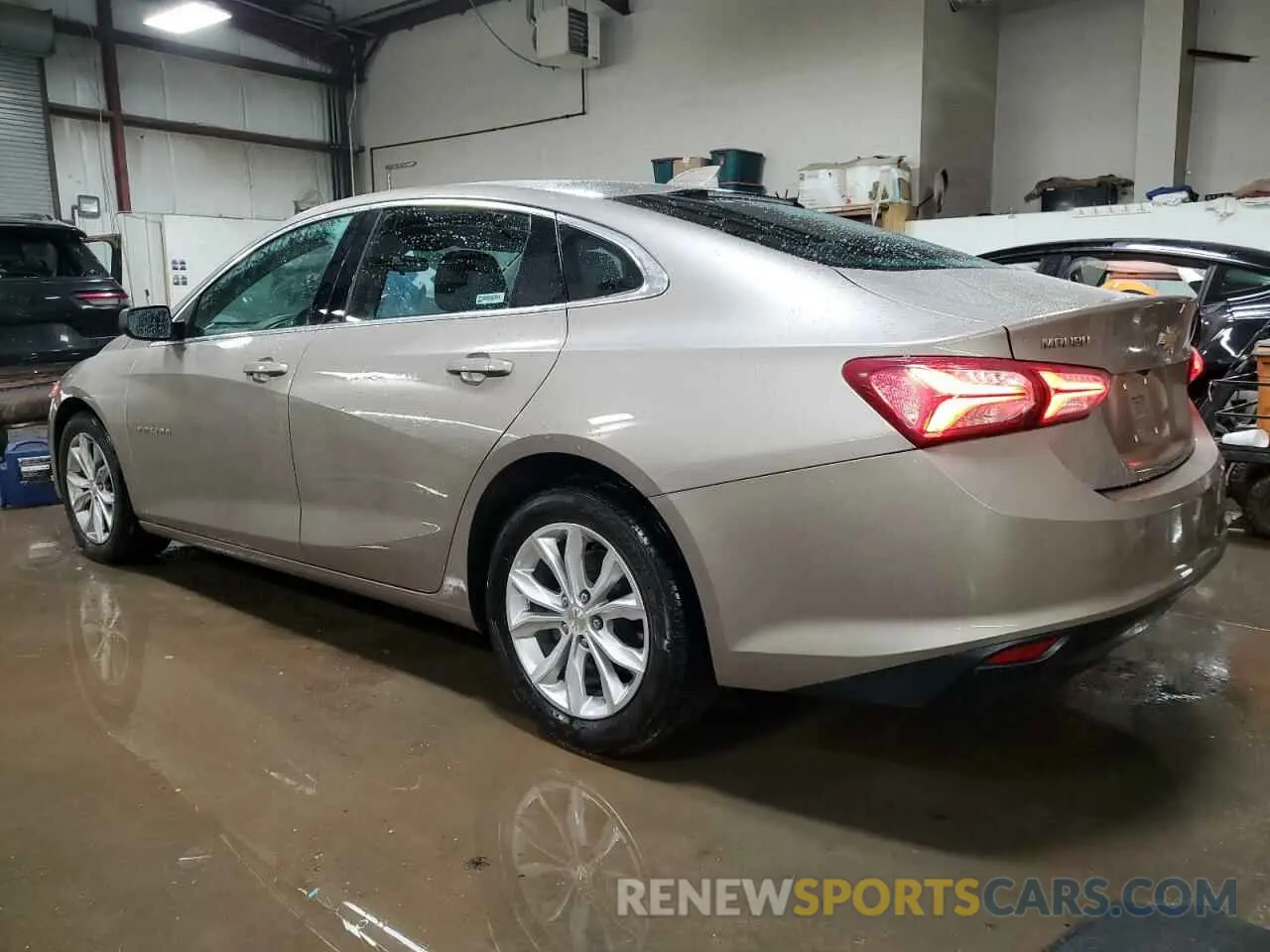 2 Photograph of a damaged car 1G1ZD5ST8NF136597 CHEVROLET MALIBU 2022