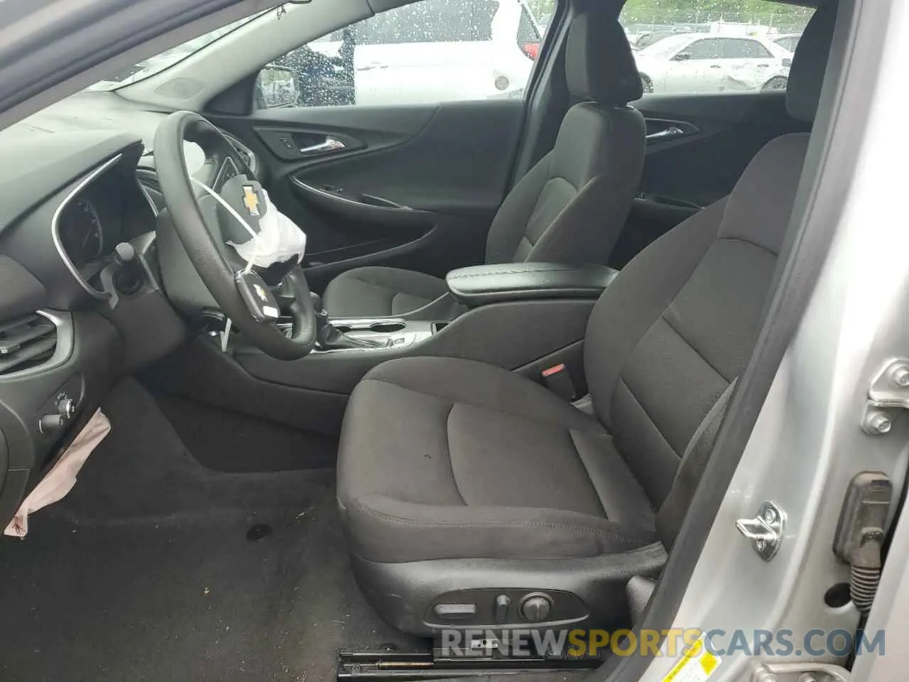 7 Photograph of a damaged car 1G1ZD5ST8NF156817 CHEVROLET MALIBU 2022