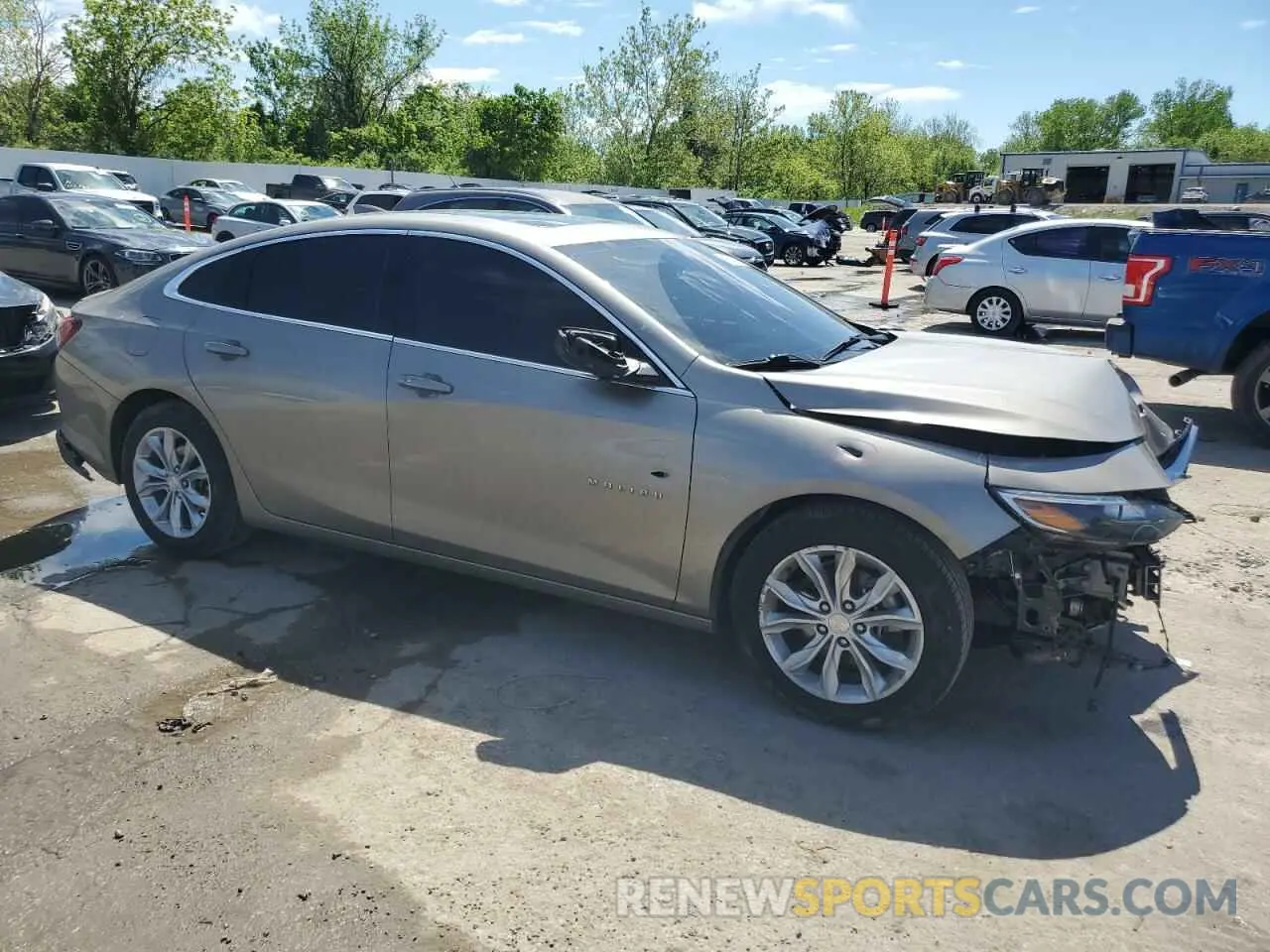4 Photograph of a damaged car 1G1ZD5ST8NF159801 CHEVROLET MALIBU 2022