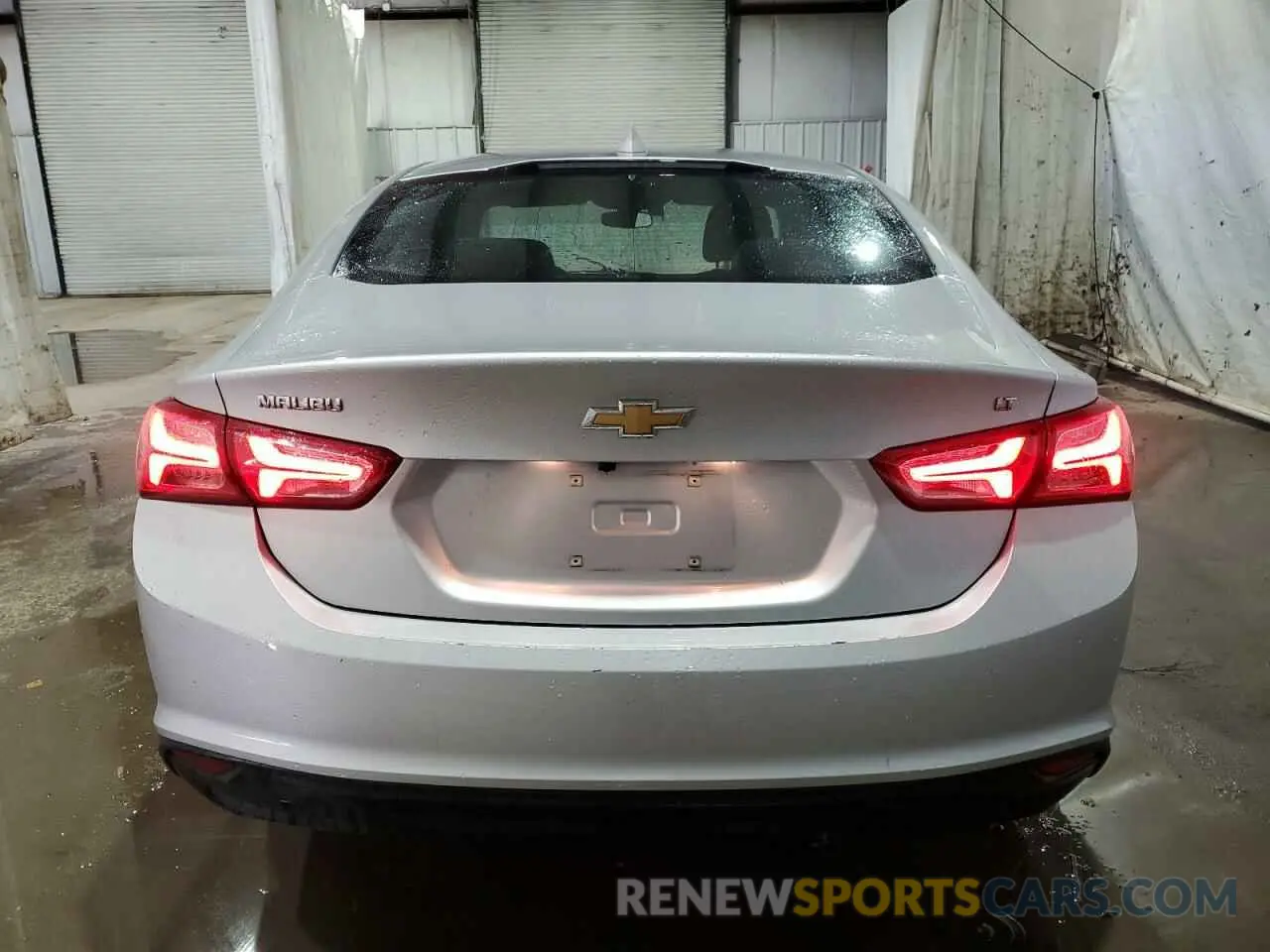6 Photograph of a damaged car 1G1ZD5ST8NF173584 CHEVROLET MALIBU 2022