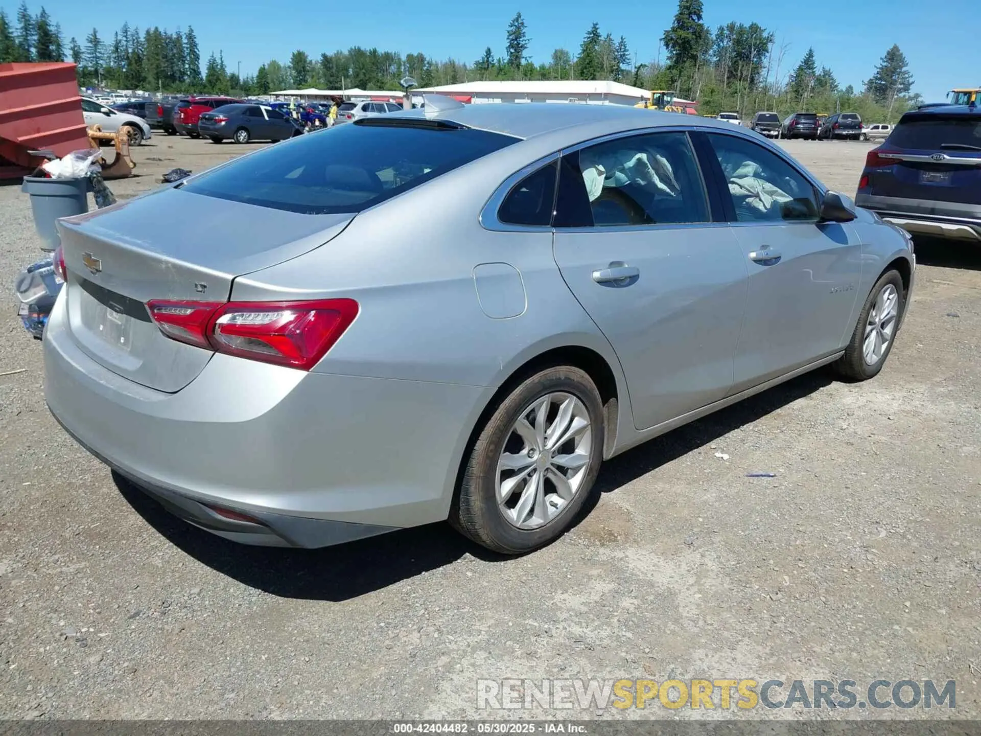 4 Photograph of a damaged car 1G1ZD5ST9NF110879 CHEVROLET MALIBU 2022