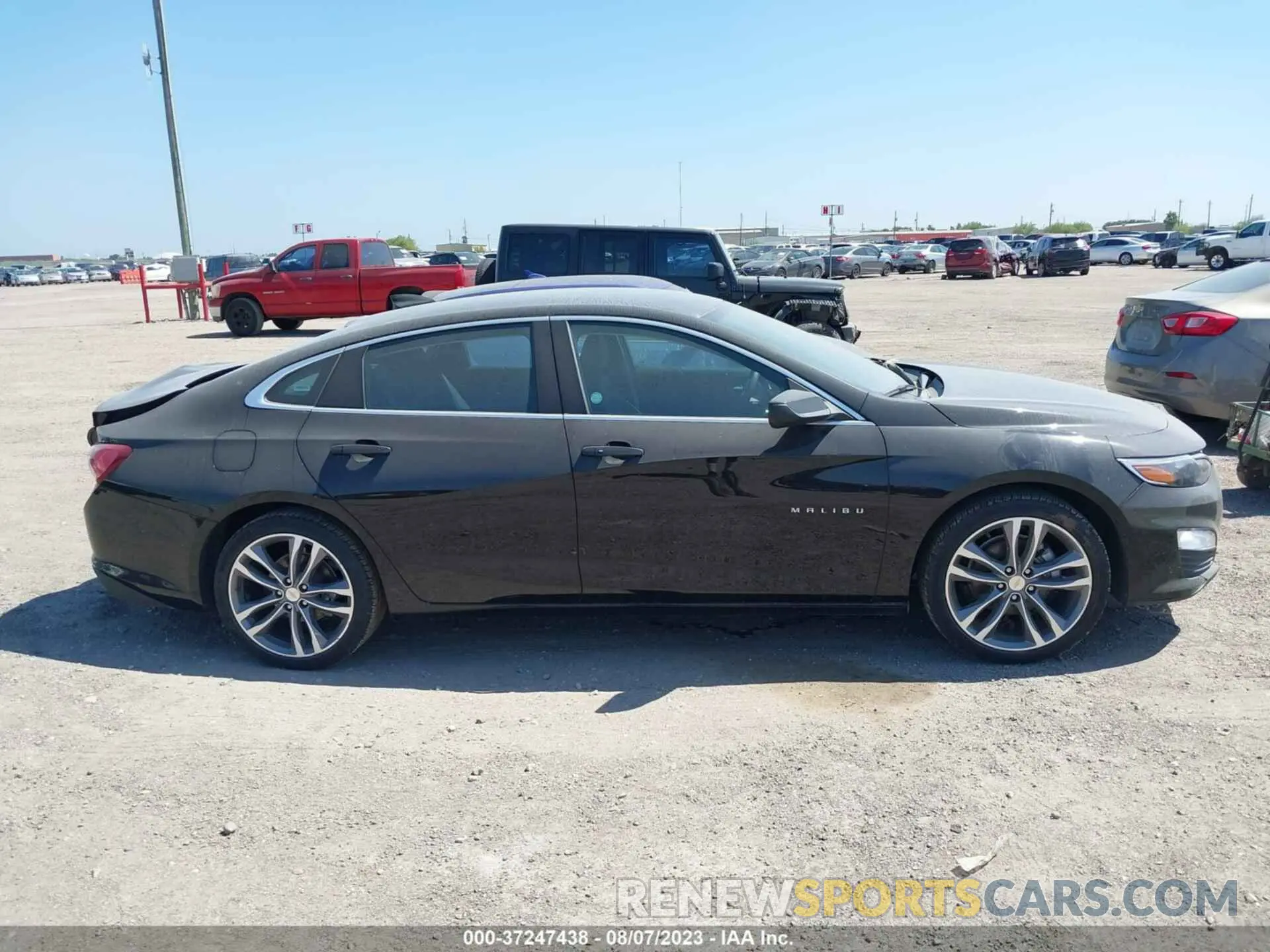 13 Photograph of a damaged car 1G1ZD5ST9NF114687 CHEVROLET MALIBU 2022