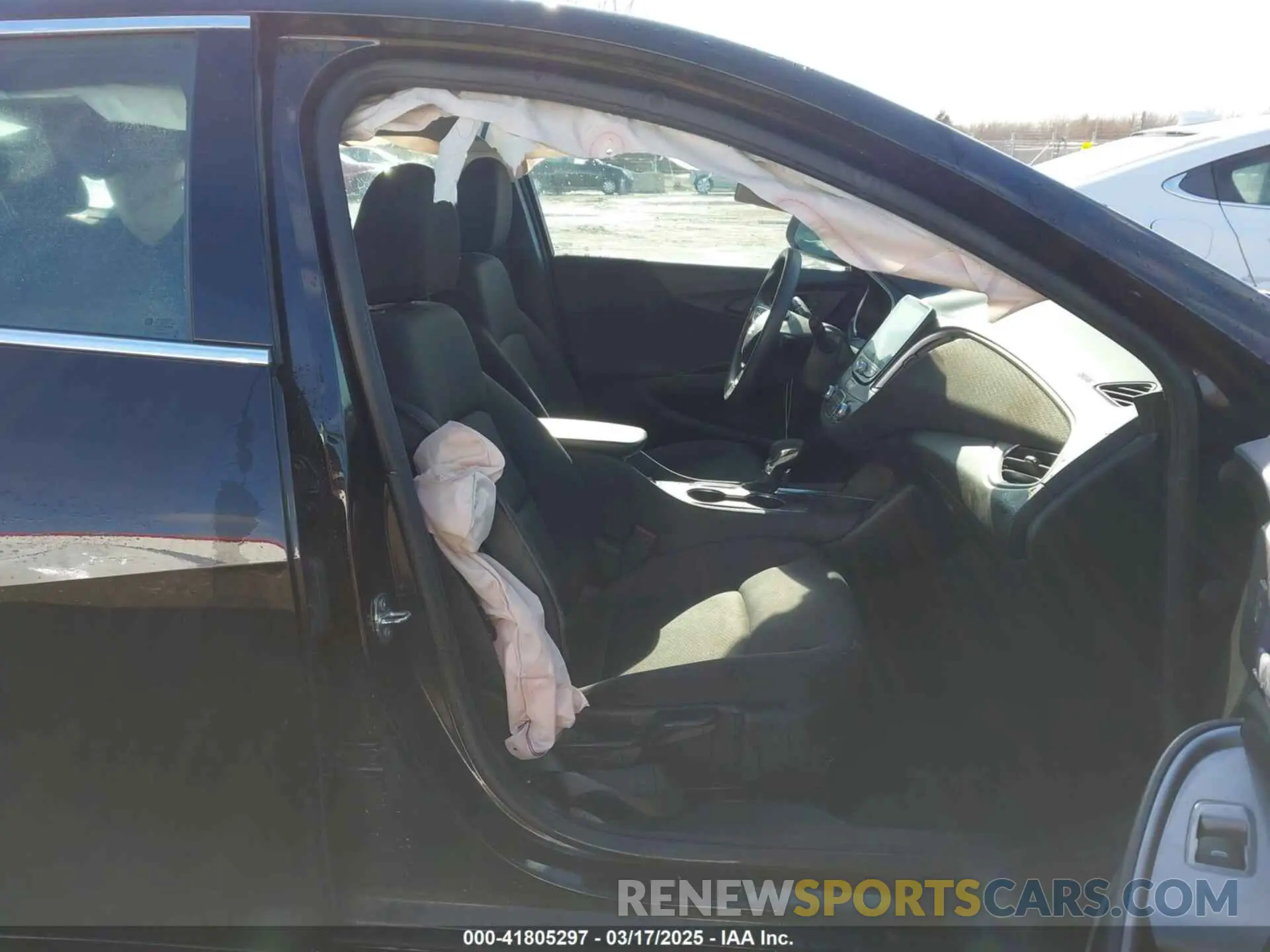 5 Photograph of a damaged car 1G1ZD5ST9NF129934 CHEVROLET MALIBU 2022