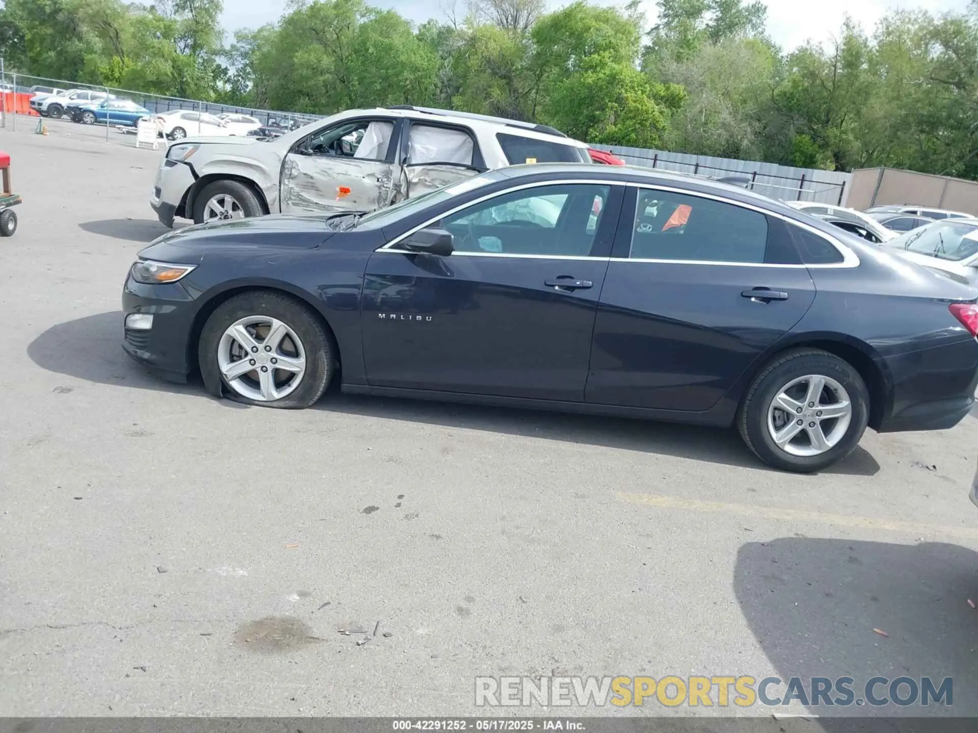 15 Photograph of a damaged car 1G1ZD5ST9NF134311 CHEVROLET MALIBU 2022