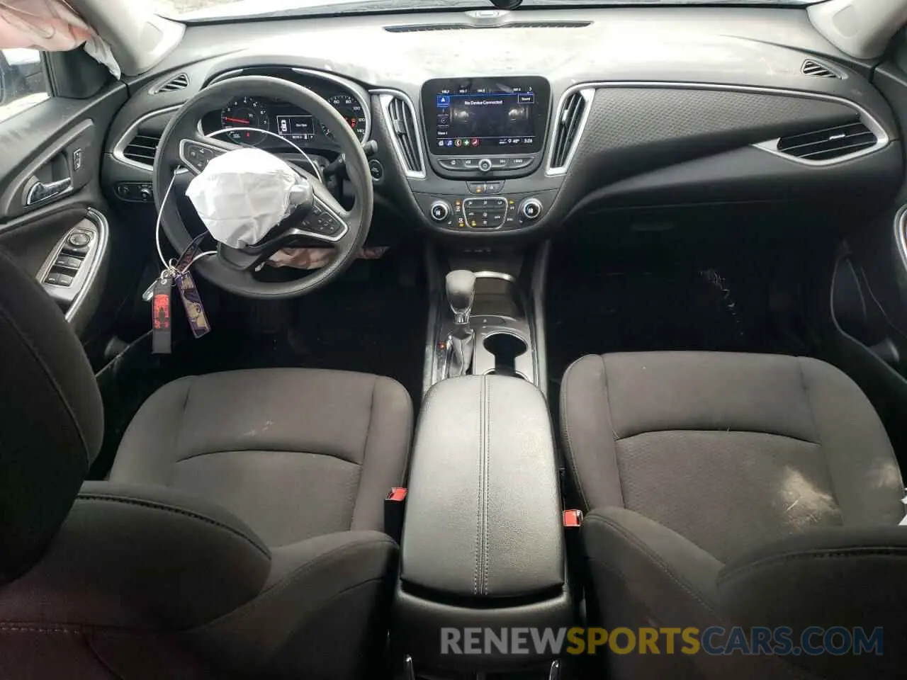 8 Photograph of a damaged car 1G1ZD5ST9NF139699 CHEVROLET MALIBU 2022