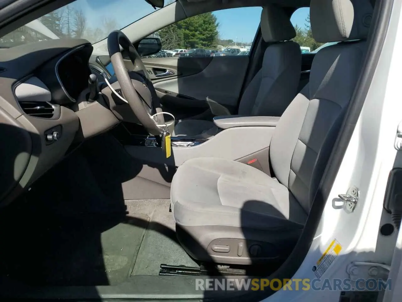 7 Photograph of a damaged car 1G1ZD5ST9NF147172 CHEVROLET MALIBU 2022