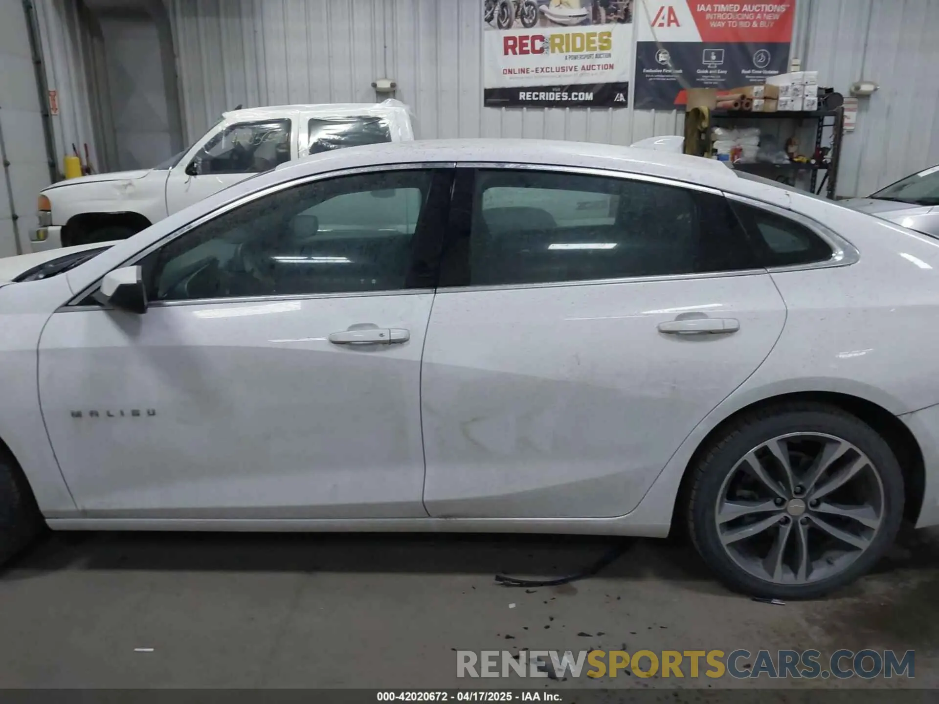 15 Photograph of a damaged car 1G1ZD5ST9NF160990 CHEVROLET MALIBU 2022