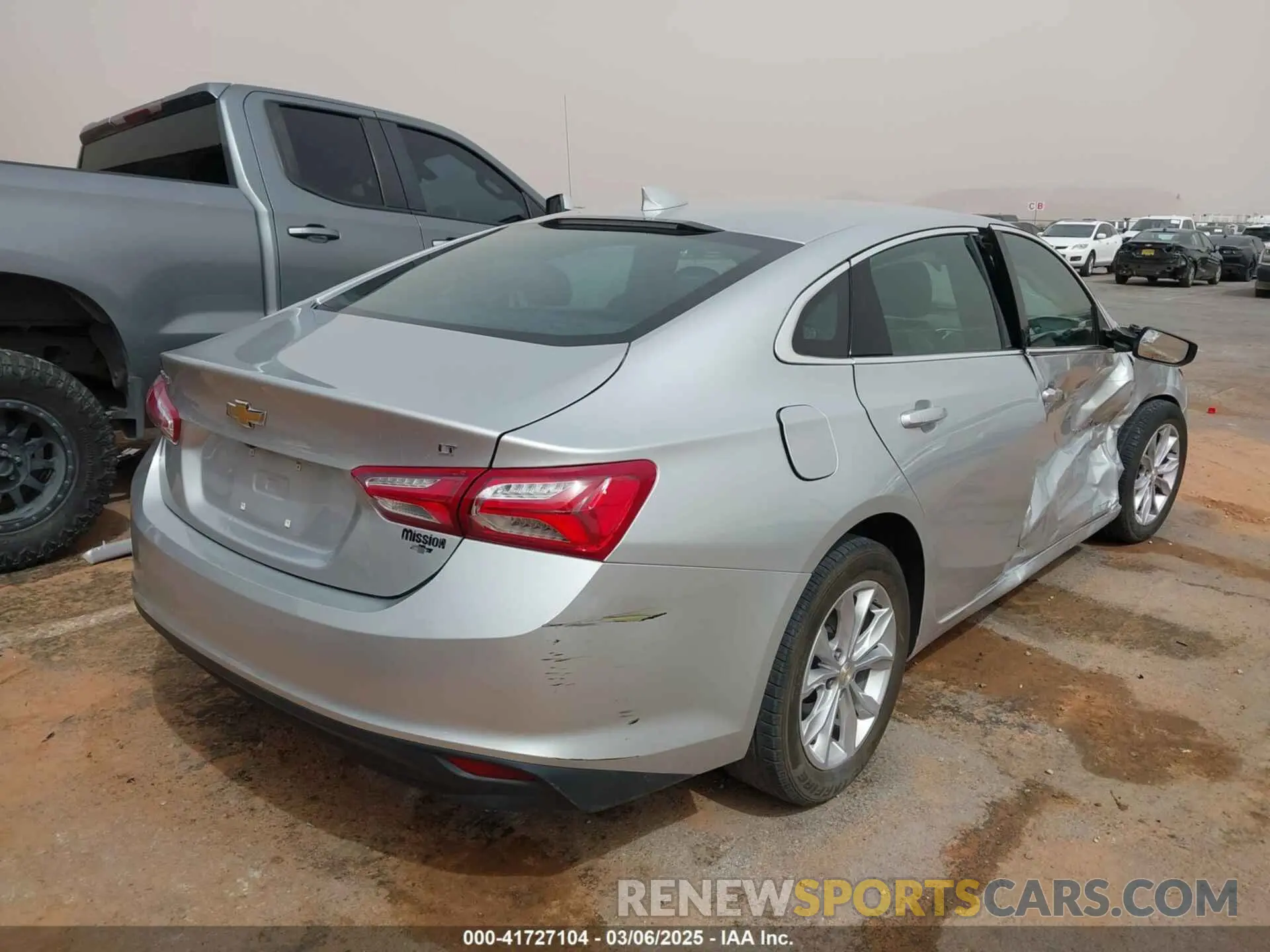 4 Photograph of a damaged car 1G1ZD5ST9NF175294 CHEVROLET MALIBU 2022