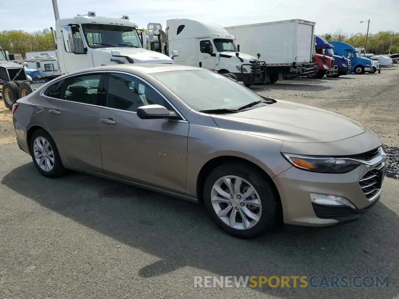 4 Photograph of a damaged car 1G1ZD5ST9NF177496 CHEVROLET MALIBU 2022