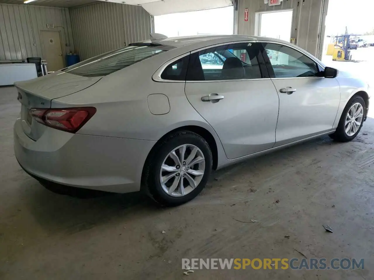 3 Photograph of a damaged car 1G1ZD5ST9NF177787 CHEVROLET MALIBU 2022