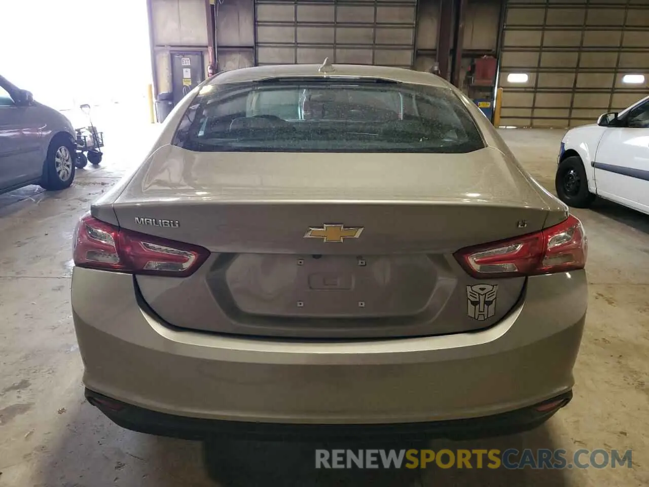 6 Photograph of a damaged car 1G1ZD5ST9NF195013 CHEVROLET MALIBU 2022