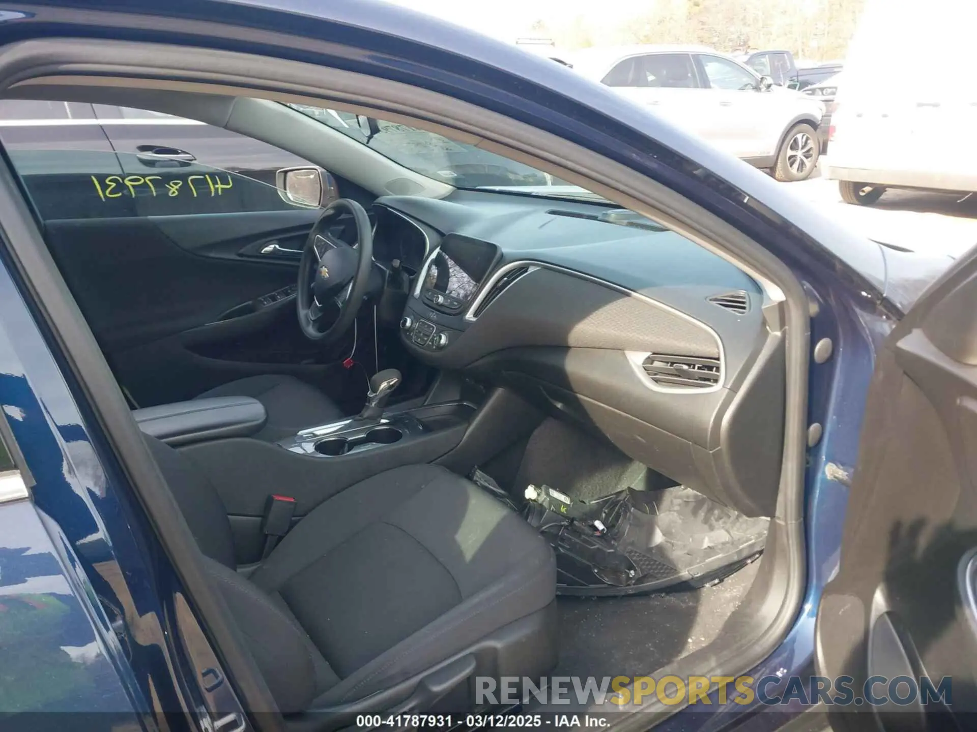 5 Photograph of a damaged car 1G1ZD5STXNF120353 CHEVROLET MALIBU 2022