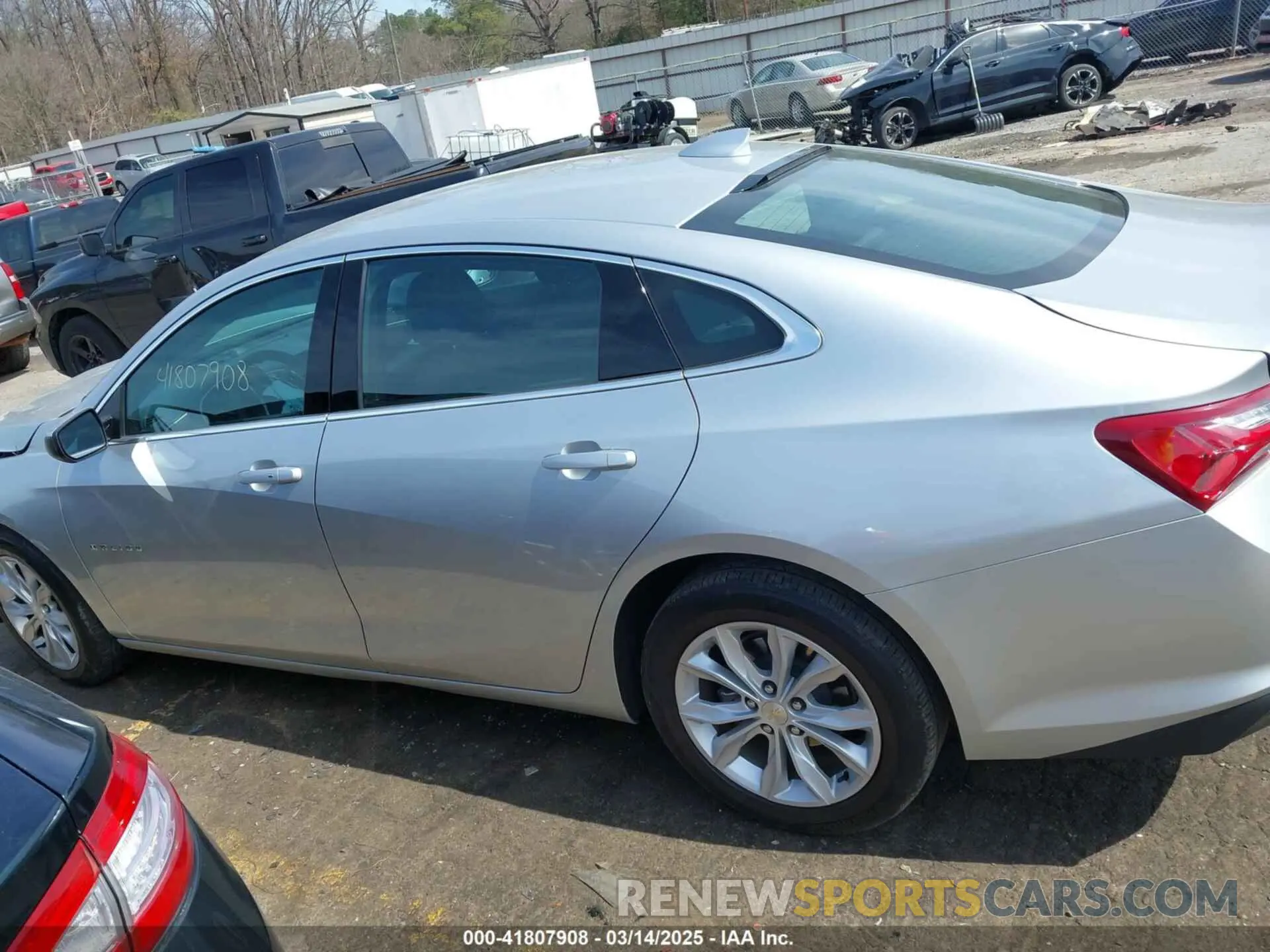 14 Photograph of a damaged car 1G1ZD5STXNF122152 CHEVROLET MALIBU 2022
