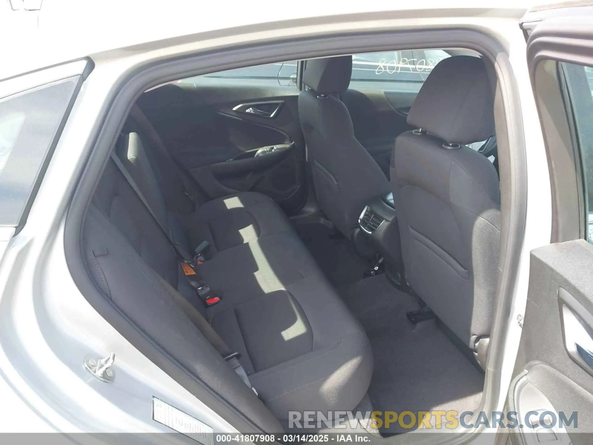 8 Photograph of a damaged car 1G1ZD5STXNF122152 CHEVROLET MALIBU 2022