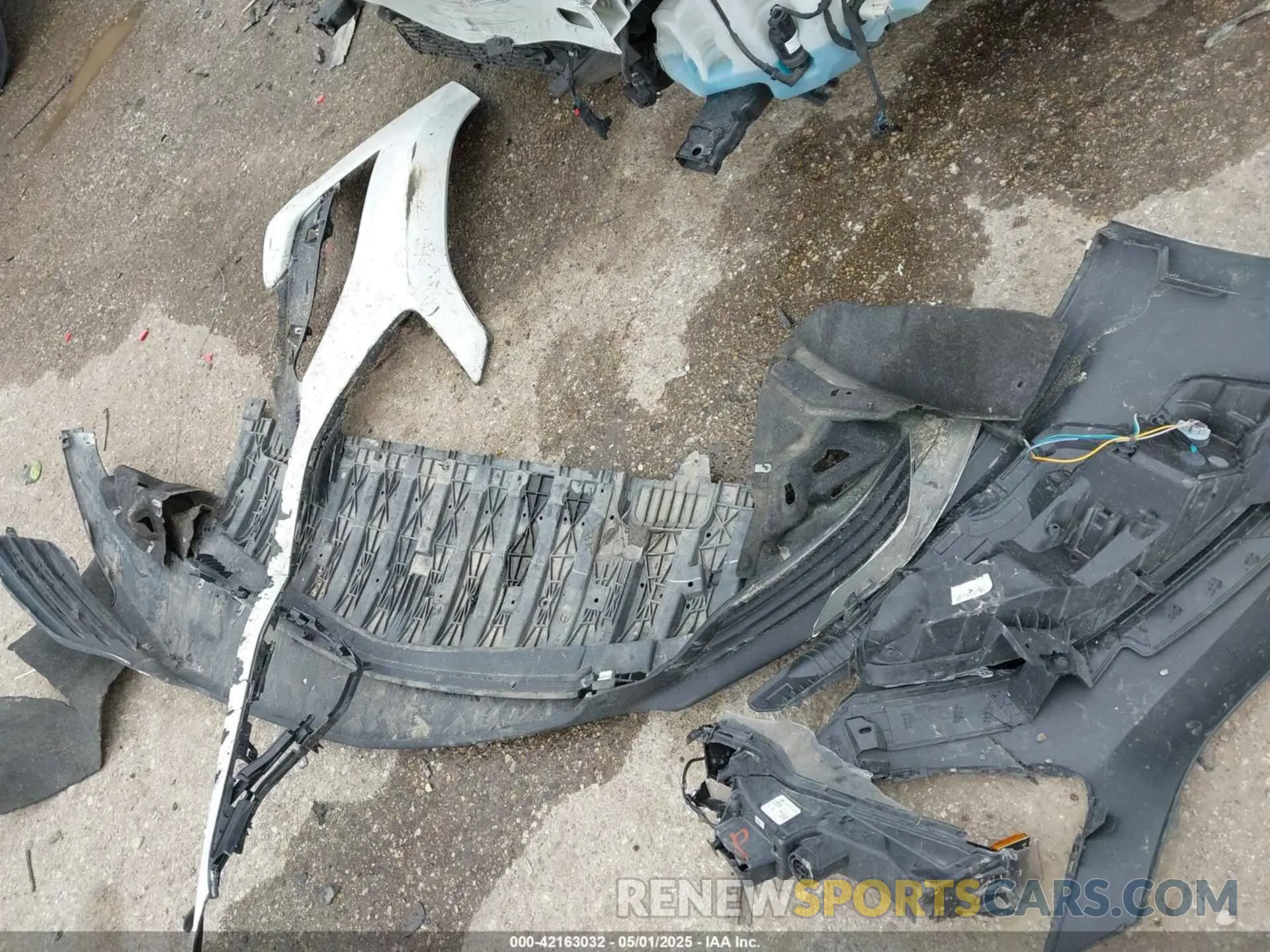 12 Photograph of a damaged car 1G1ZD5STXNF135998 CHEVROLET MALIBU 2022