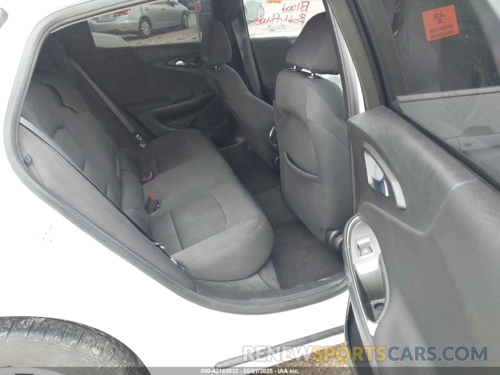 8 Photograph of a damaged car 1G1ZD5STXNF135998 CHEVROLET MALIBU 2022