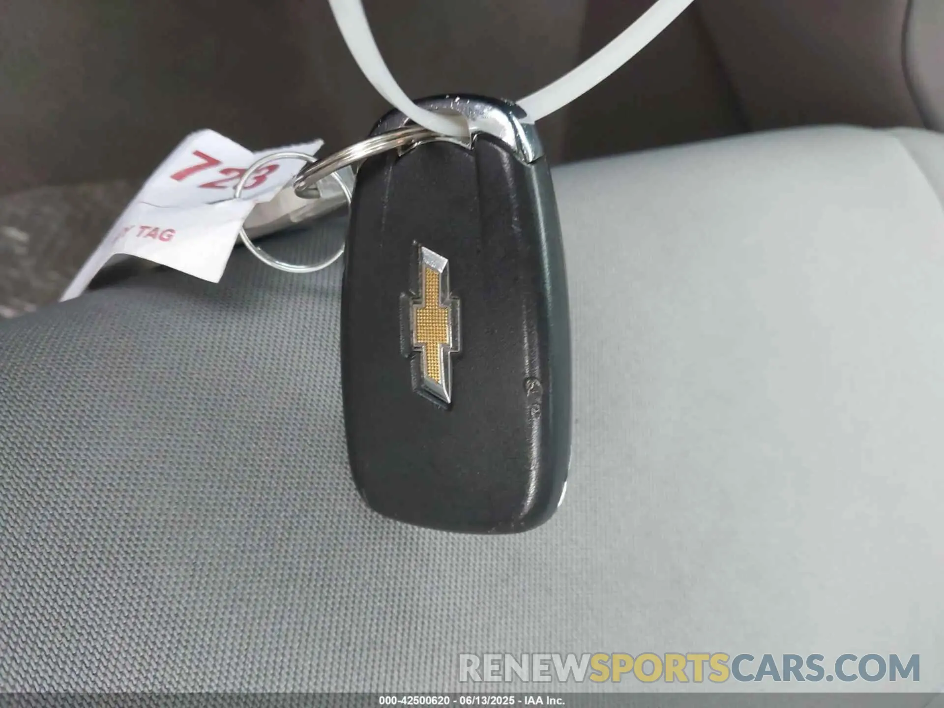 11 Photograph of a damaged car 1G1ZD5STXNF140327 CHEVROLET MALIBU 2022