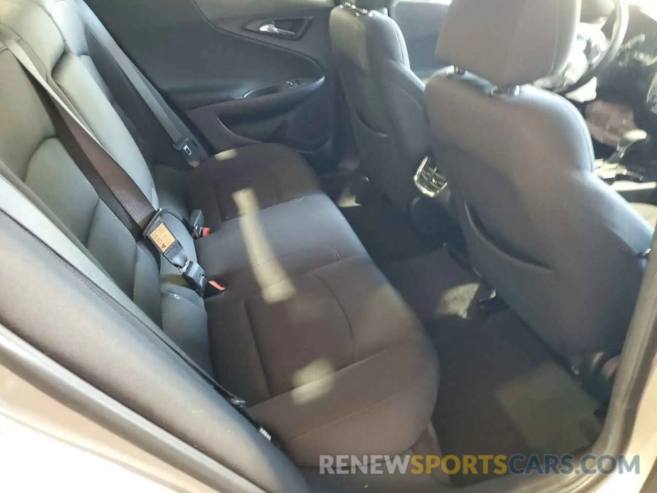 10 Photograph of a damaged car 1G1ZD5STXNF147973 CHEVROLET MALIBU 2022