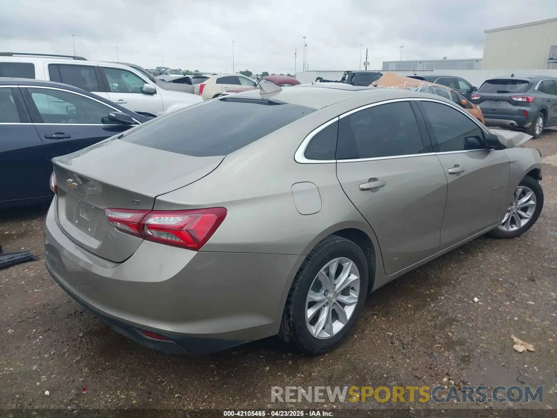 4 Photograph of a damaged car 1G1ZD5STXNF150923 CHEVROLET MALIBU 2022