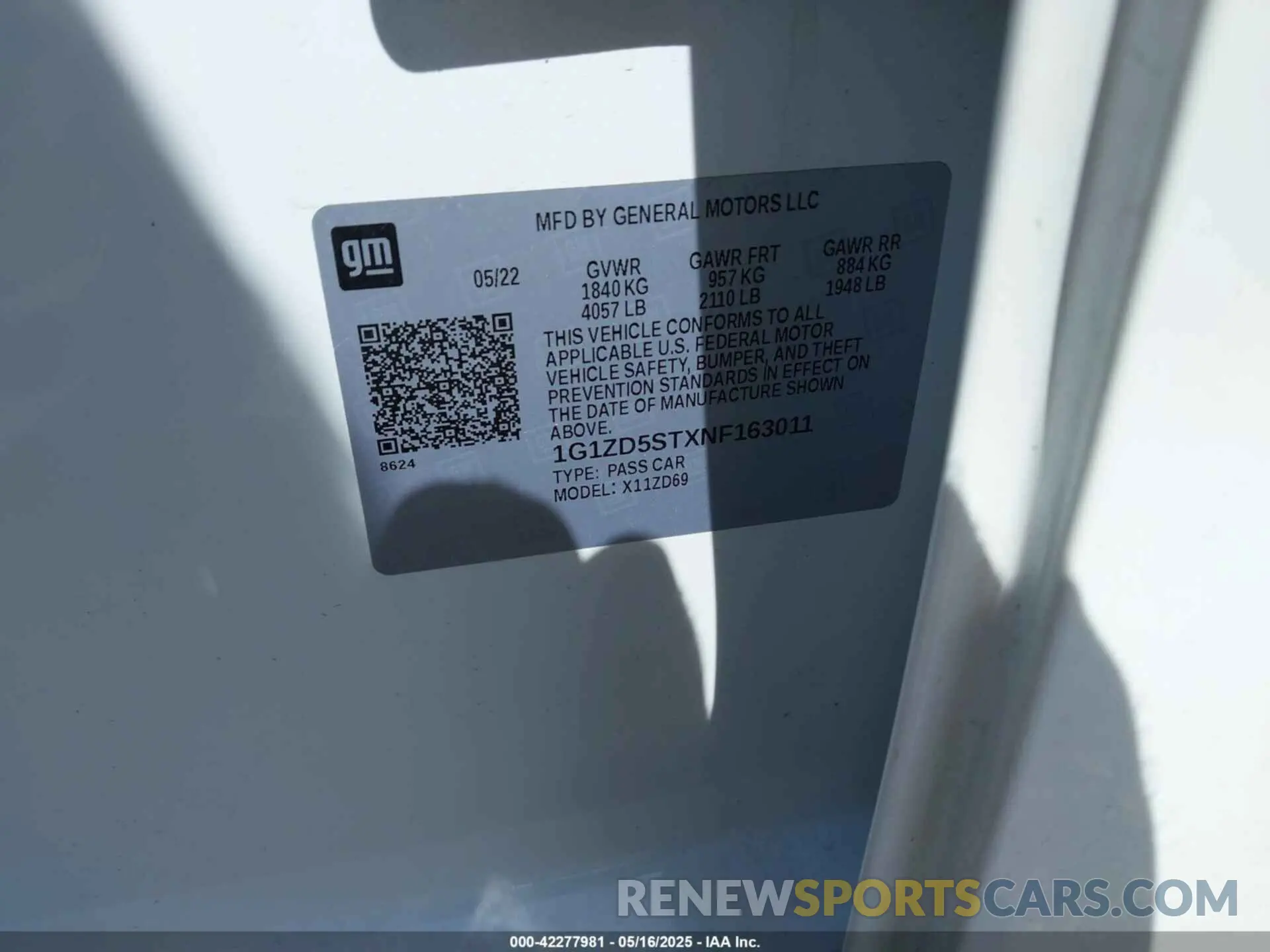9 Photograph of a damaged car 1G1ZD5STXNF163011 CHEVROLET MALIBU 2022