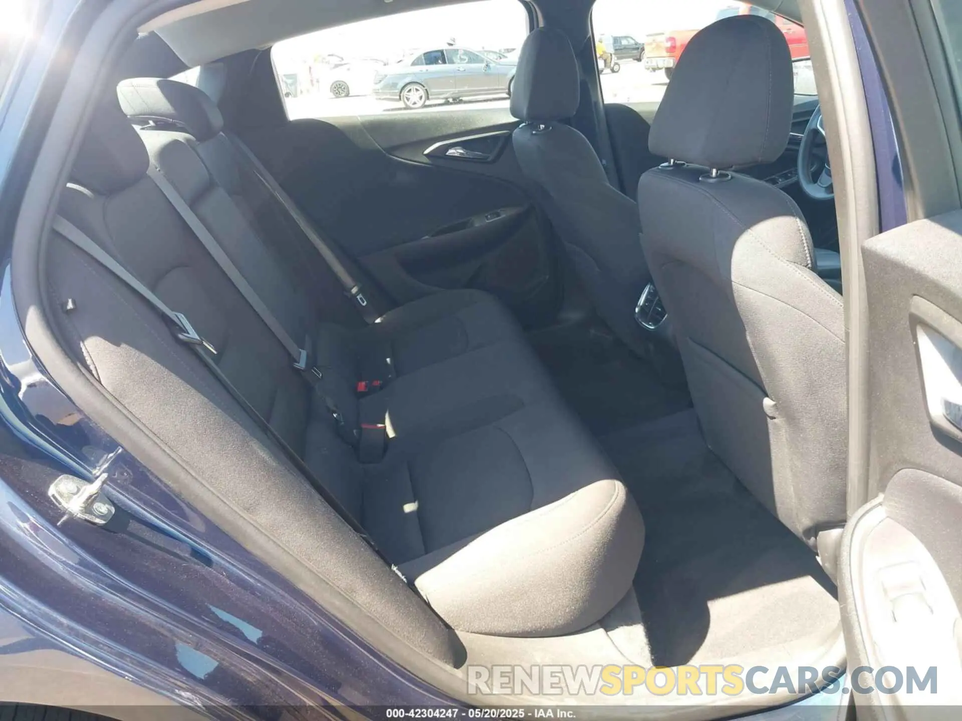 8 Photograph of a damaged car 1G1ZD5STXNF180178 CHEVROLET MALIBU 2022