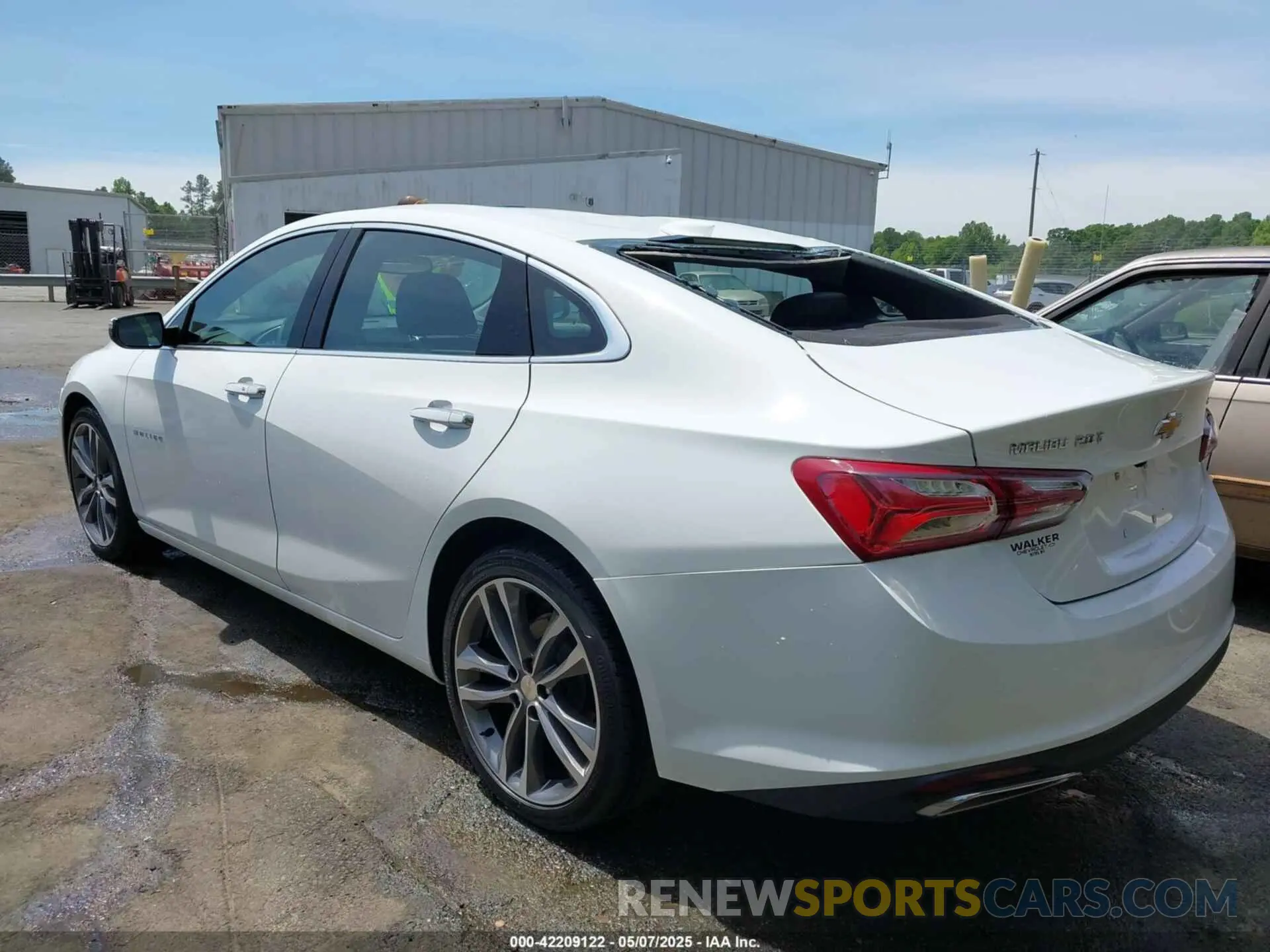 3 Photograph of a damaged car 1G1ZE5SX0NF204326 CHEVROLET MALIBU 2022