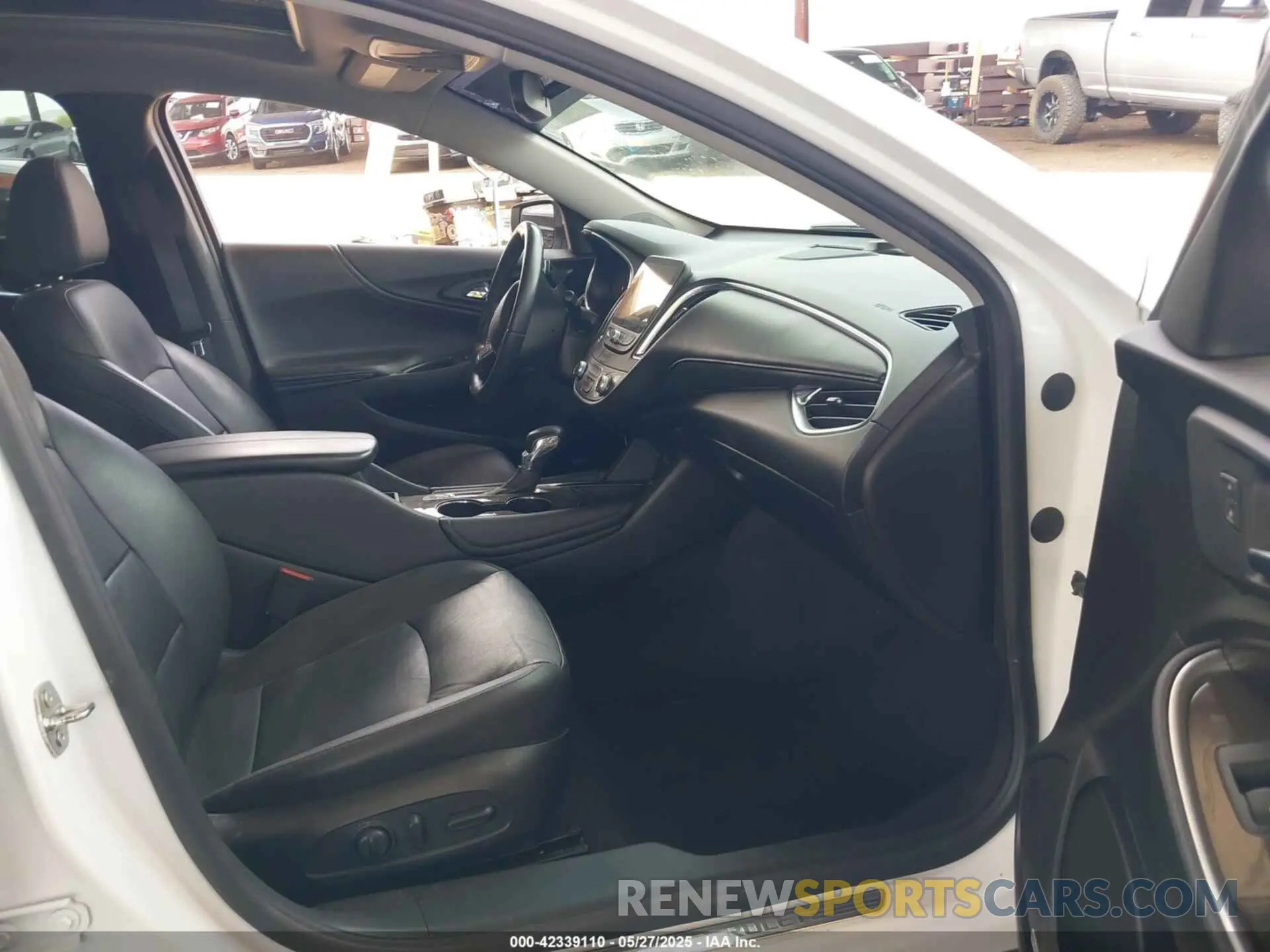 5 Photograph of a damaged car 1G1ZE5SX3NF117097 CHEVROLET MALIBU 2022