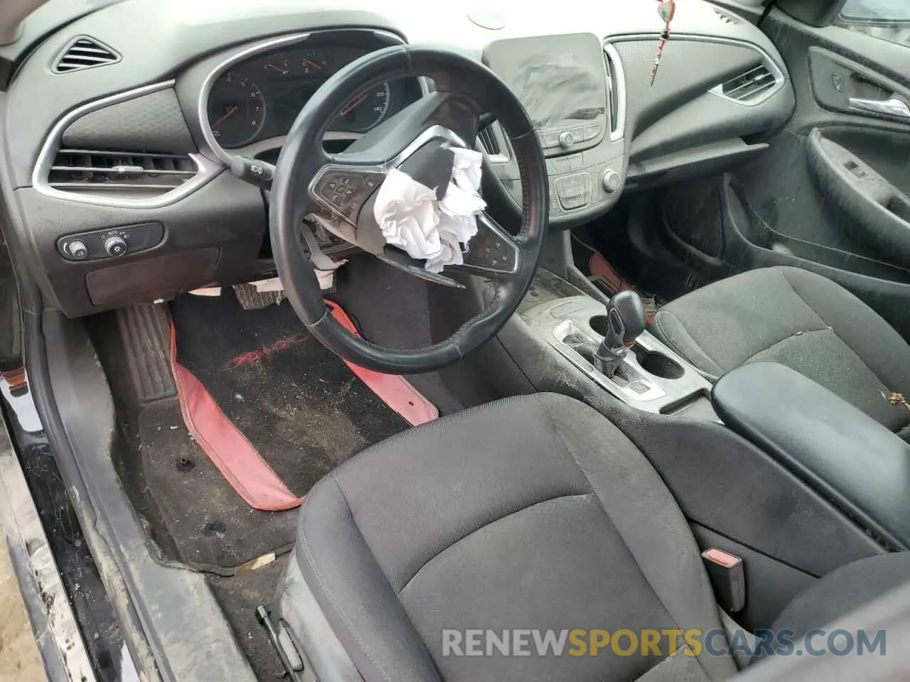 8 Photograph of a damaged car 1G1ZG5ST0NF105206 CHEVROLET MALIBU 2022