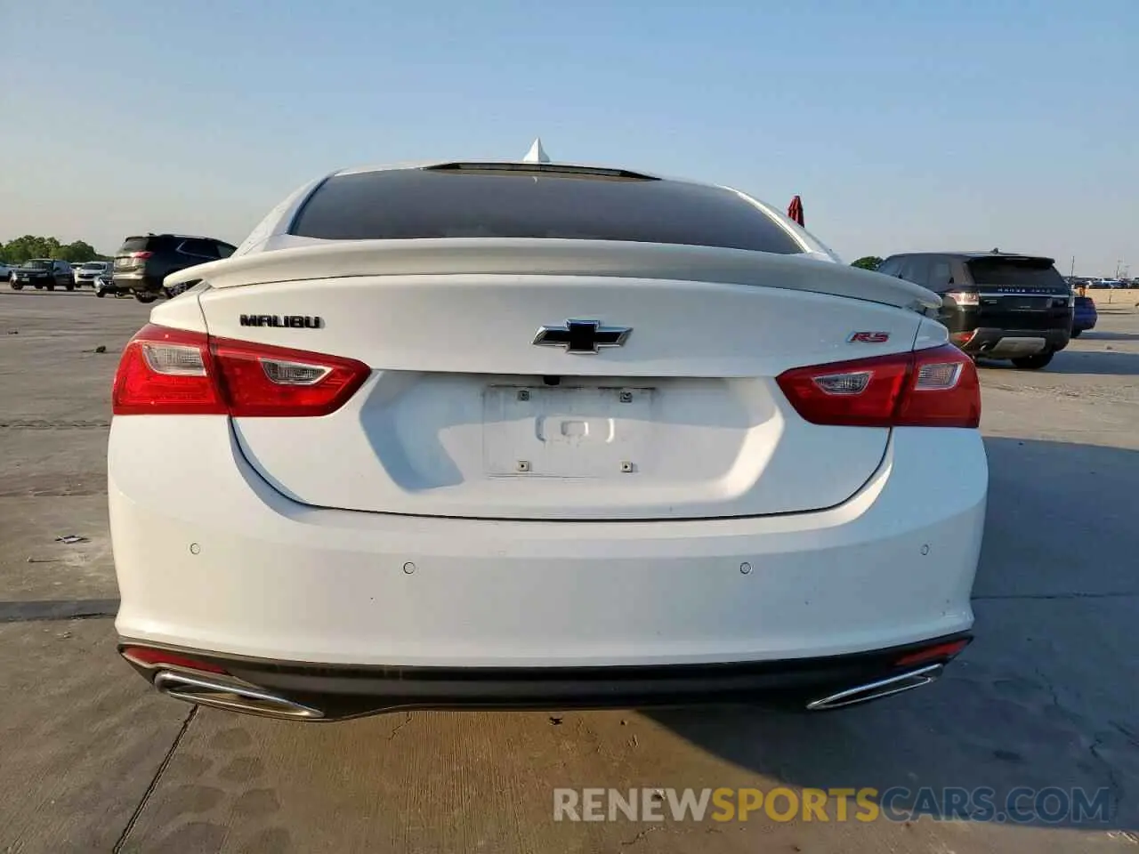 6 Photograph of a damaged car 1G1ZG5ST1NF105537 CHEVROLET MALIBU 2022