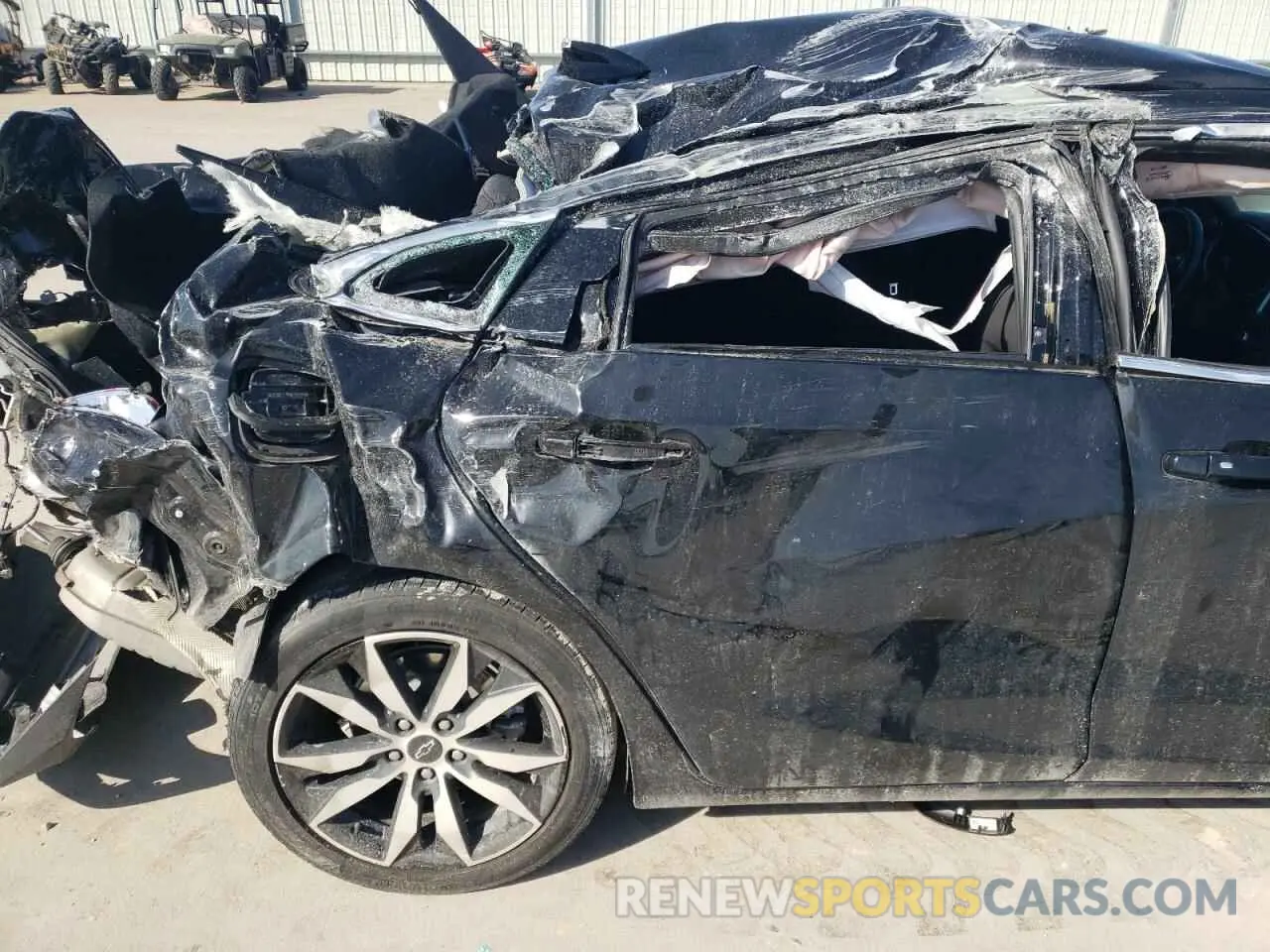 10 Photograph of a damaged car 1G1ZG5ST3NF144307 CHEVROLET MALIBU 2022