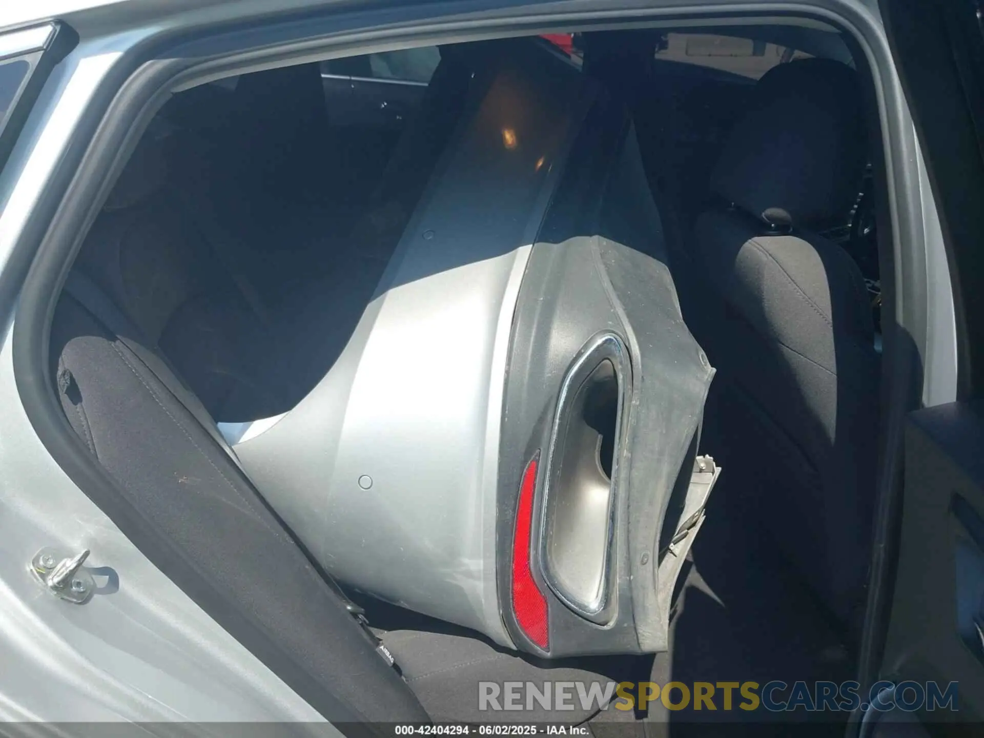 8 Photograph of a damaged car 1G1ZG5ST5NF111521 CHEVROLET MALIBU 2022