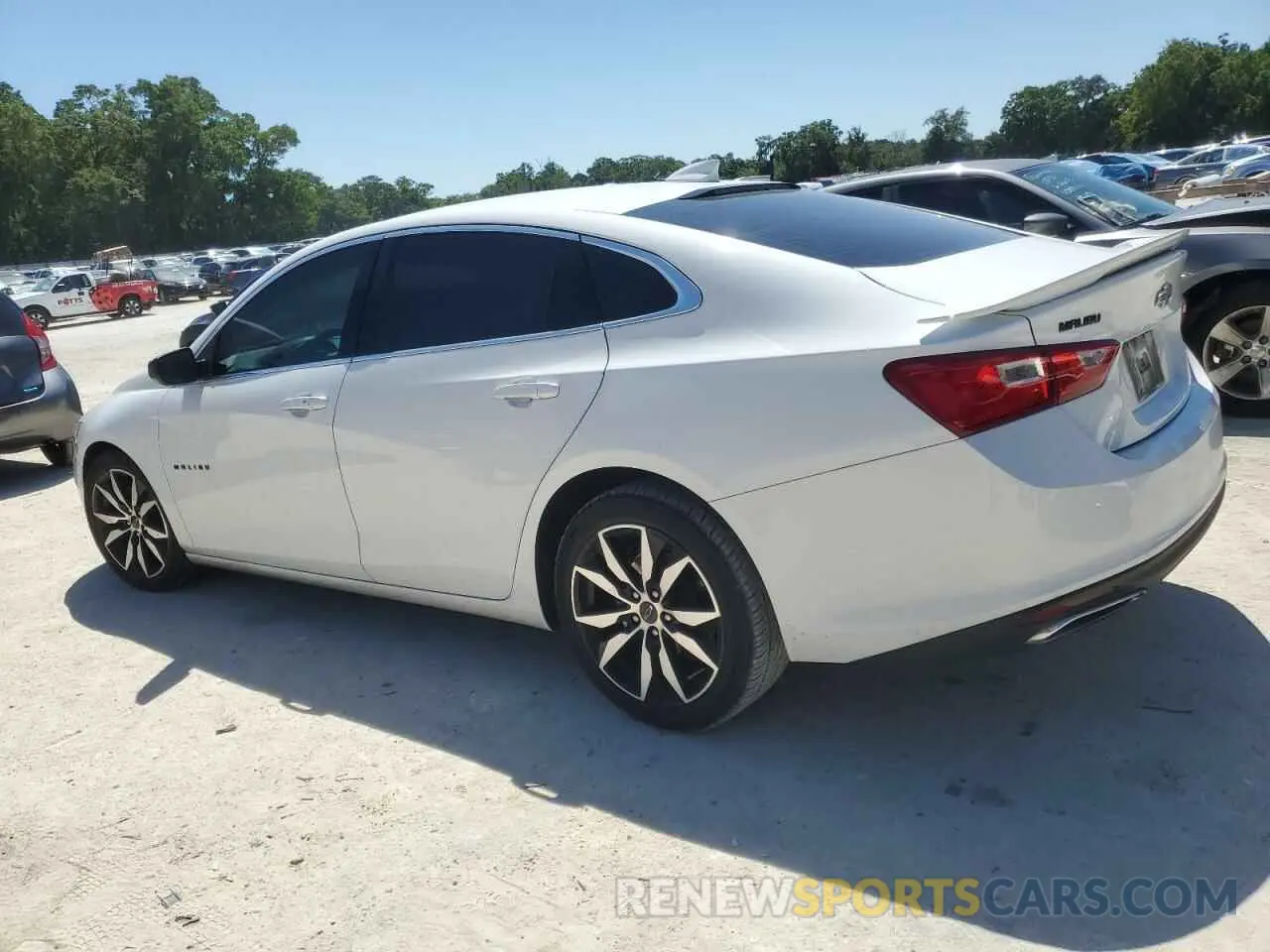 2 Photograph of a damaged car 1G1ZG5ST5NF200795 CHEVROLET MALIBU 2022