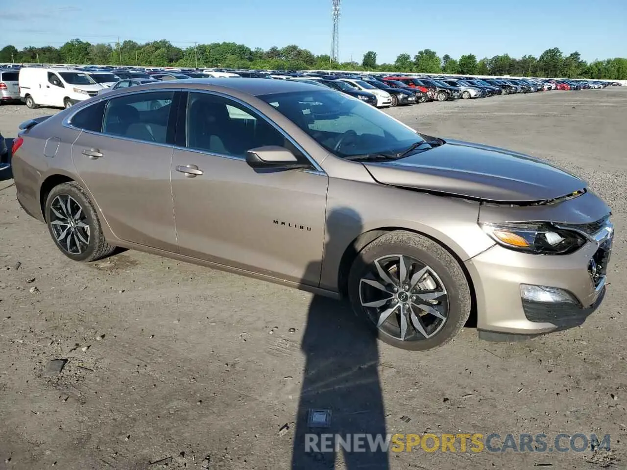 4 Photograph of a damaged car 1G1ZG5ST5NF201199 CHEVROLET MALIBU 2022