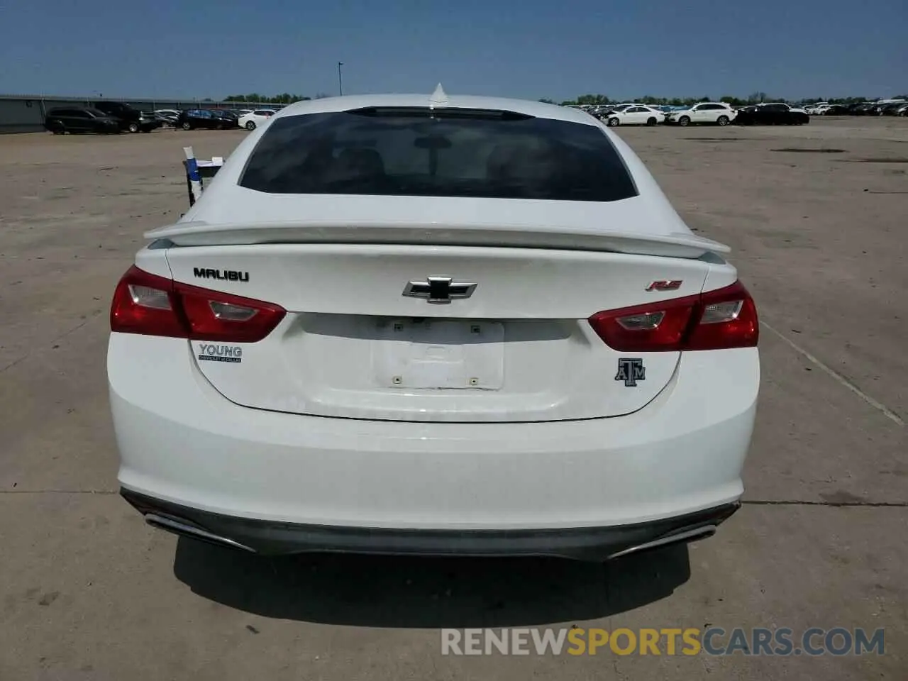 6 Photograph of a damaged car 1G1ZG5ST6NF117988 CHEVROLET MALIBU 2022