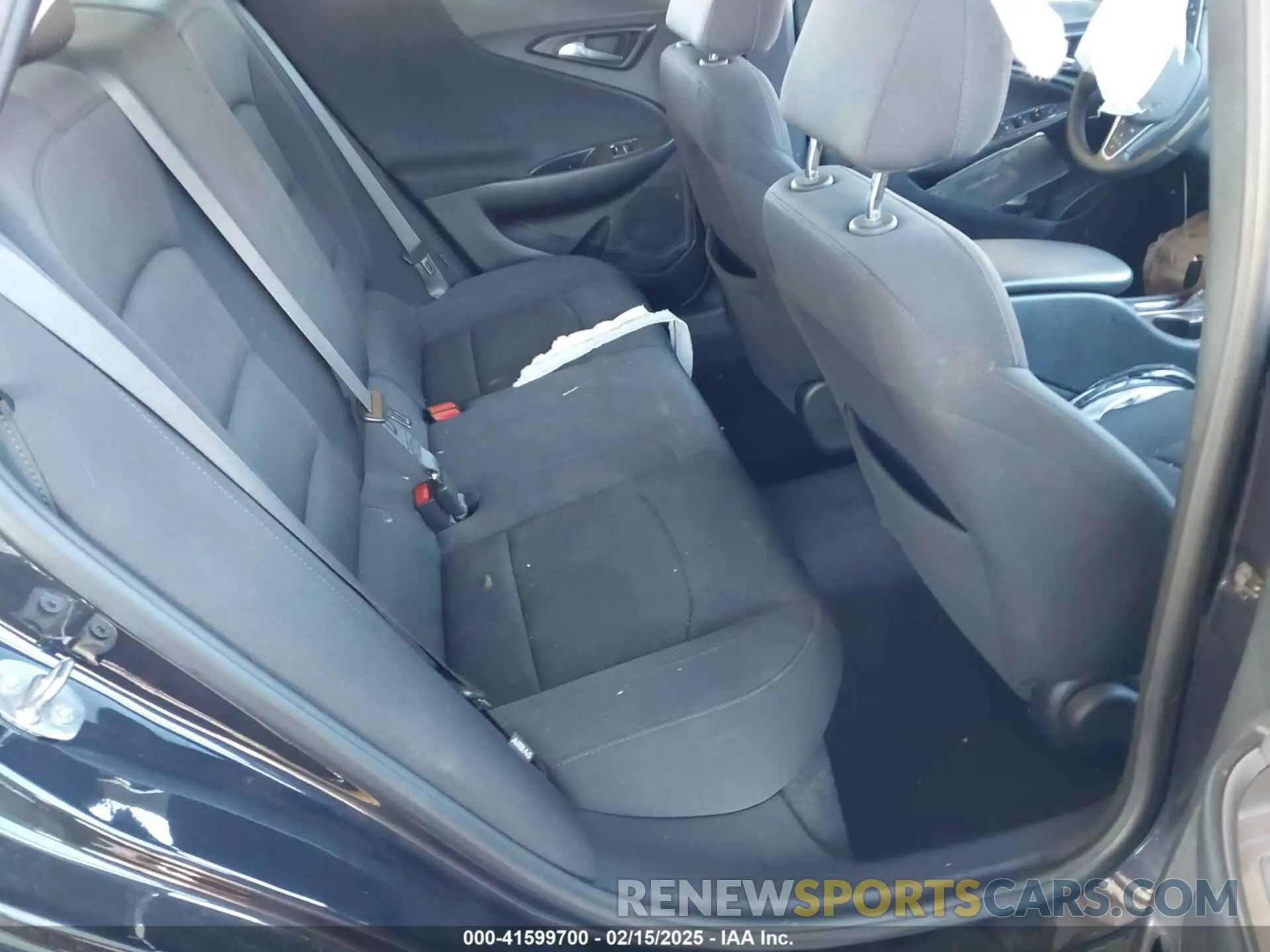 8 Photograph of a damaged car 1G1ZG5ST6NF204936 CHEVROLET MALIBU 2022