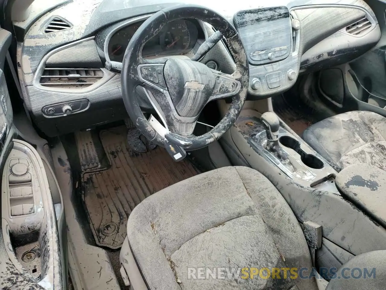 8 Photograph of a damaged car 1G1ZG5ST6NF208226 CHEVROLET MALIBU 2022