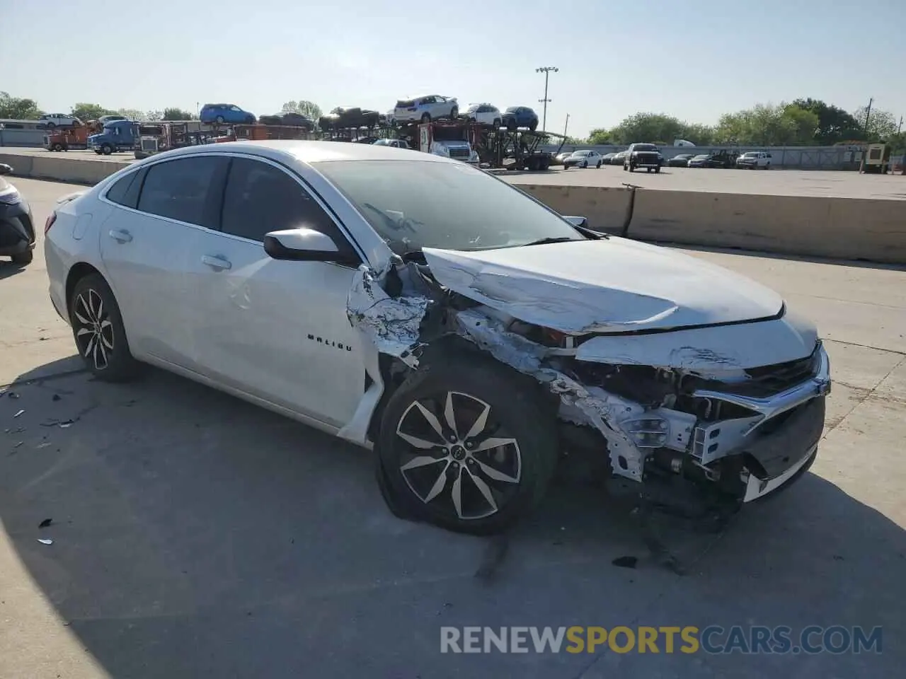 4 Photograph of a damaged car 1G1ZG5ST7NF214665 CHEVROLET MALIBU 2022