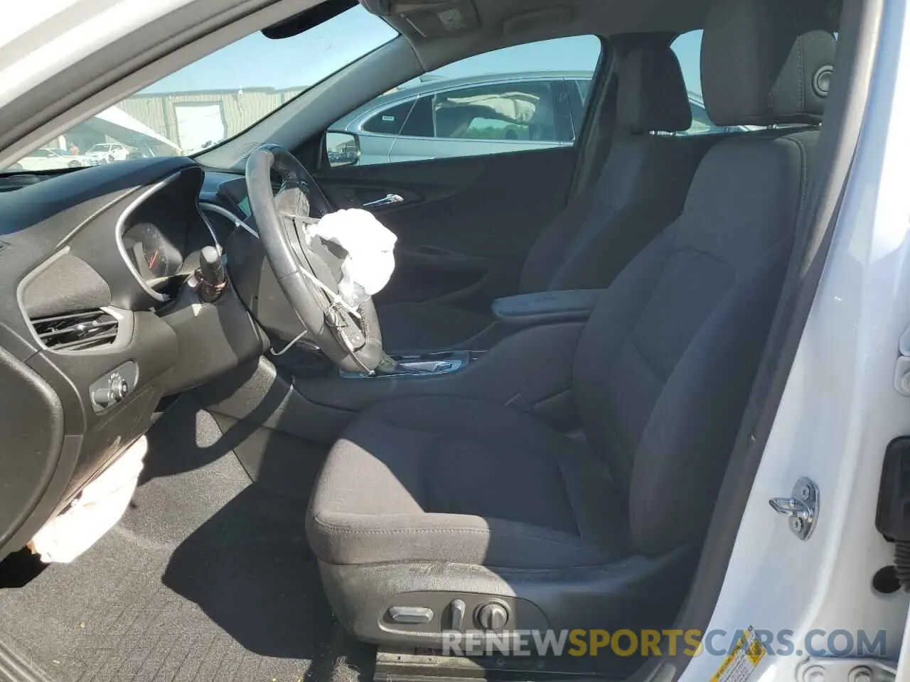 7 Photograph of a damaged car 1G1ZG5ST7NF214665 CHEVROLET MALIBU 2022