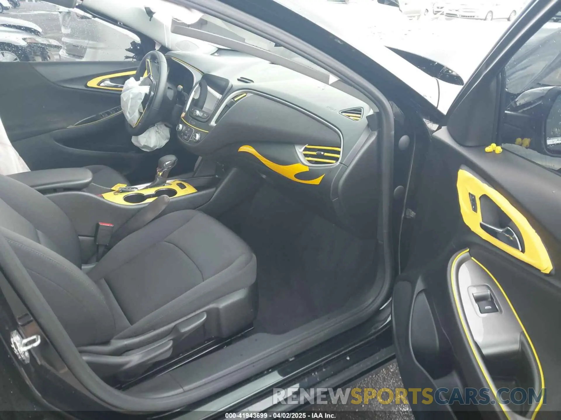 5 Photograph of a damaged car 1G1ZG5ST8NF112016 CHEVROLET MALIBU 2022