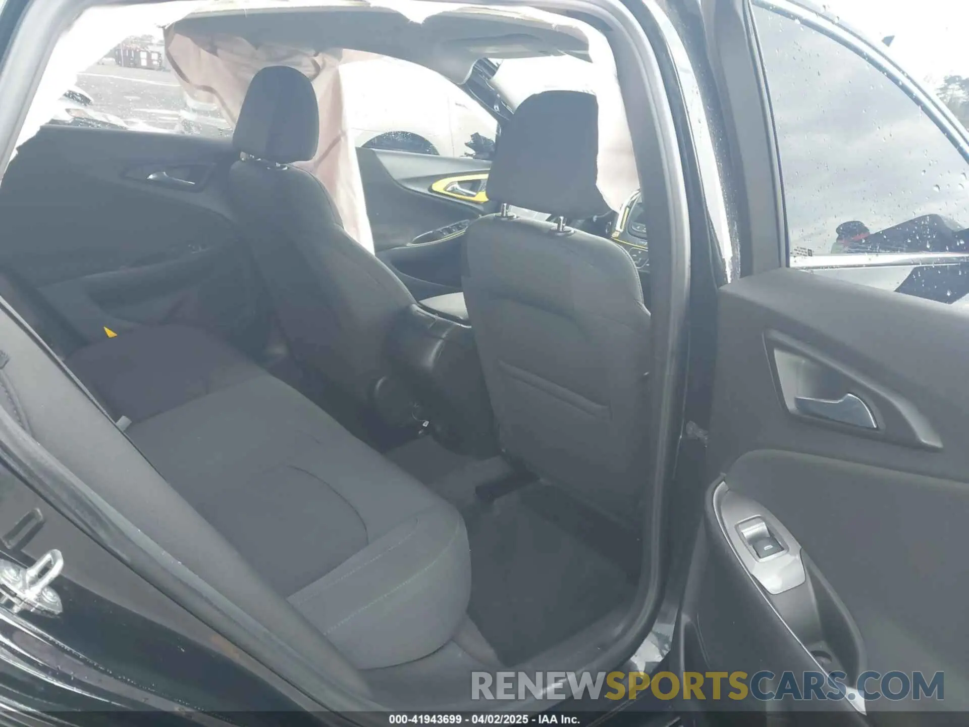 8 Photograph of a damaged car 1G1ZG5ST8NF112016 CHEVROLET MALIBU 2022
