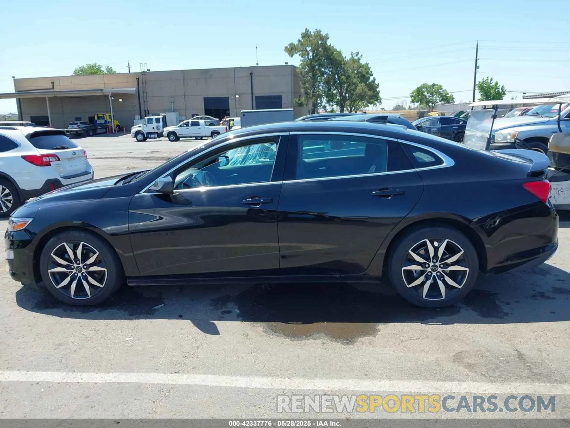 14 Photograph of a damaged car 1G1ZG5ST9NF102157 CHEVROLET MALIBU 2022