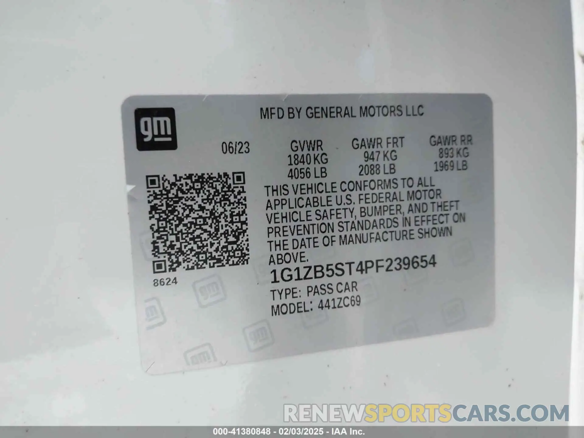 9 Photograph of a damaged car 1G1ZB5ST4PF239654 CHEVROLET MALIBU 2023